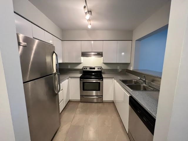 404 1200 EASTWOOD STREET, R3073443, BC,