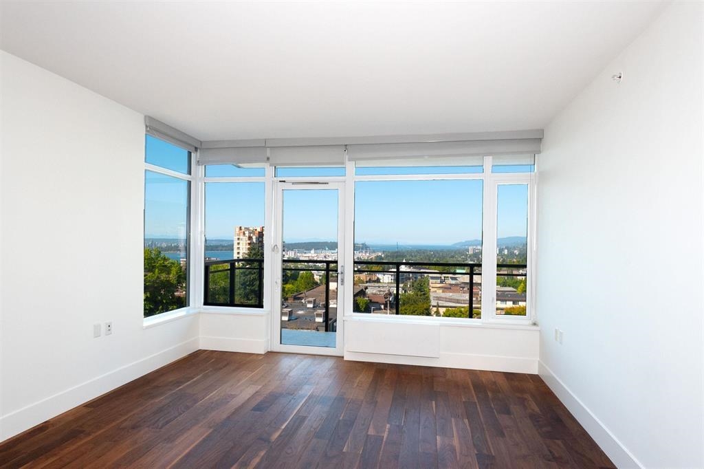 703 111 13TH STREET, R3073484, BC,