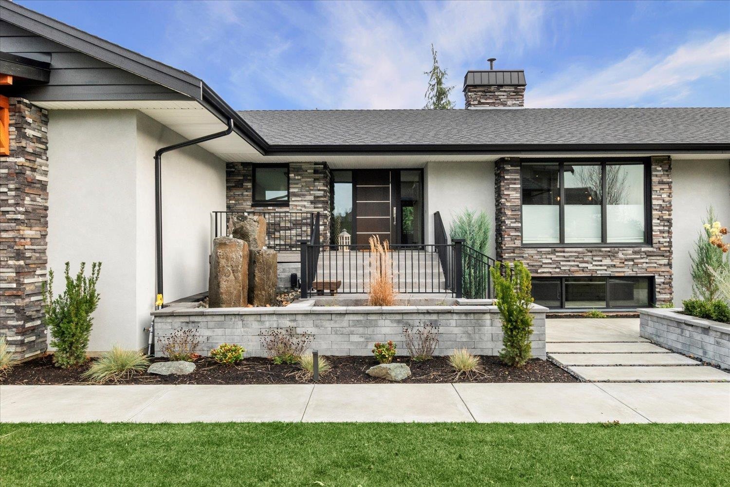 44465 EENA DRIVE, Sardis BC V2R 5N5, R3073527, BC,