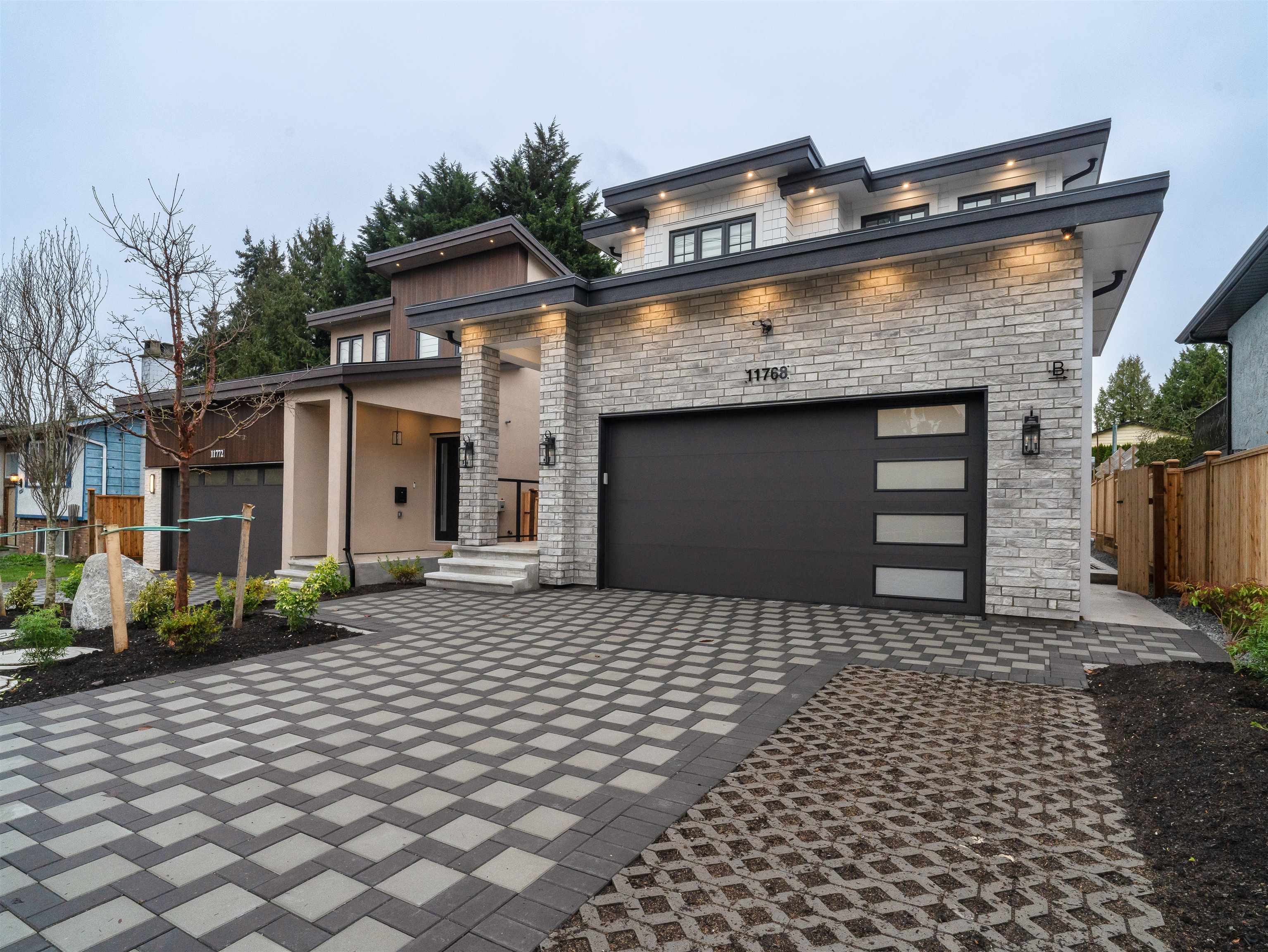 11768 92 AVENUE, Delta BC V4C 3L4, R3073670, BC,