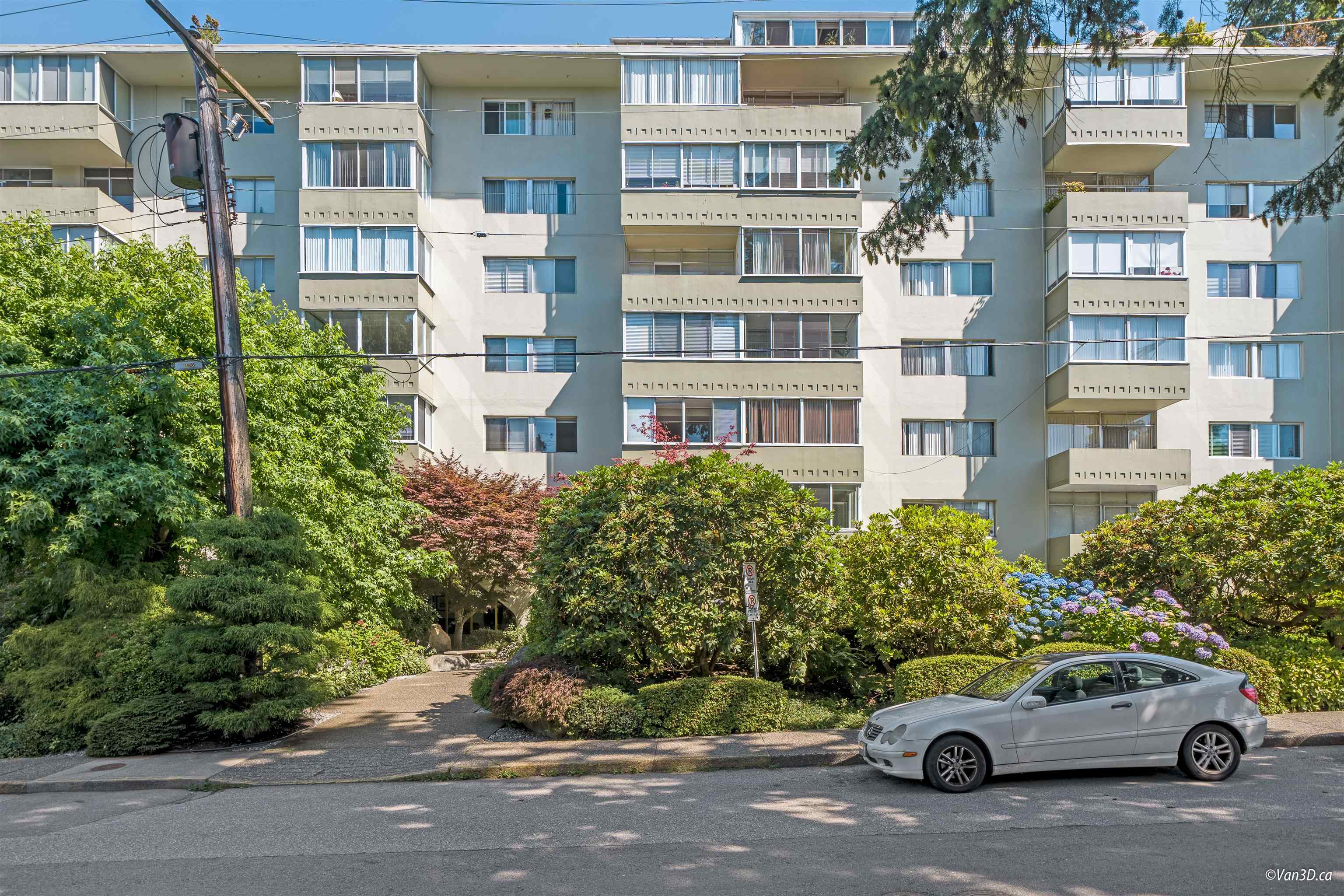 308 1425 ESQUIMALT AVENUE, R3073745, BC,
