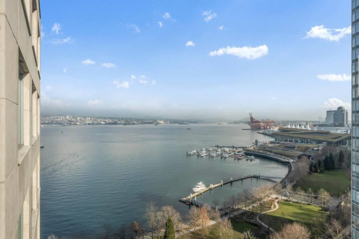 190X 323 JERVIS STREET, R3073801, BC,