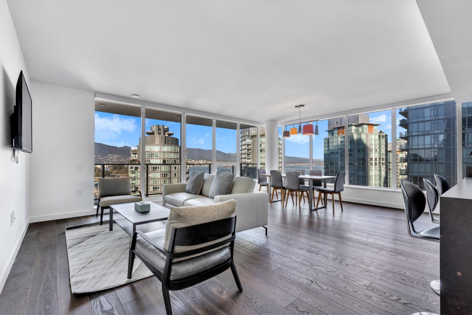 150X 620 CARDERO STREET, R3073802, BC,