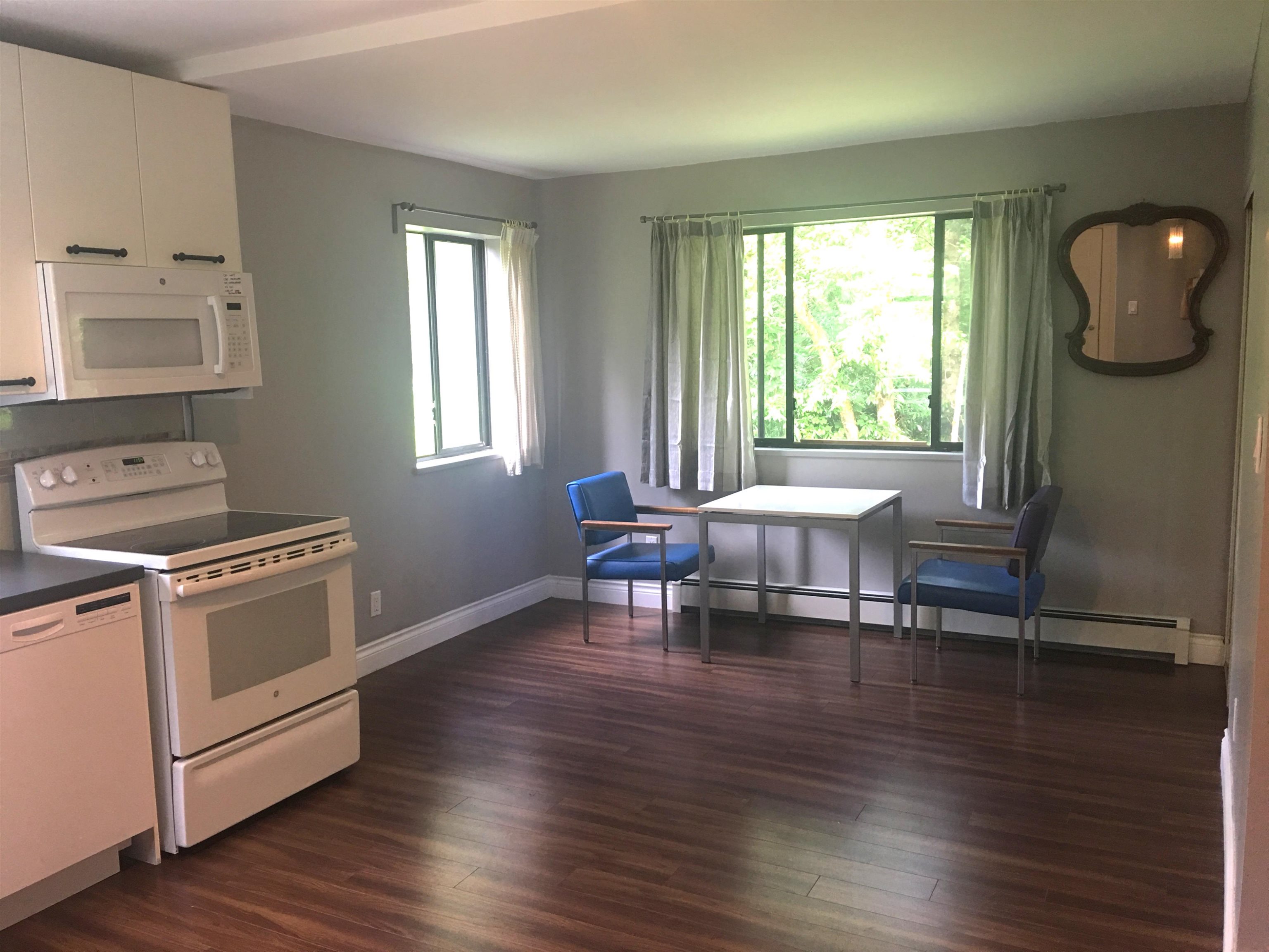 Main floor 1634 DEEP COVE ROAD, R3073814, BC,