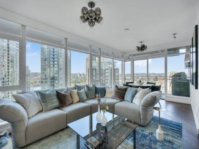 1372 SEYMOUR STREET, Vancouver BC V6B 3P3, R3073907, BC,