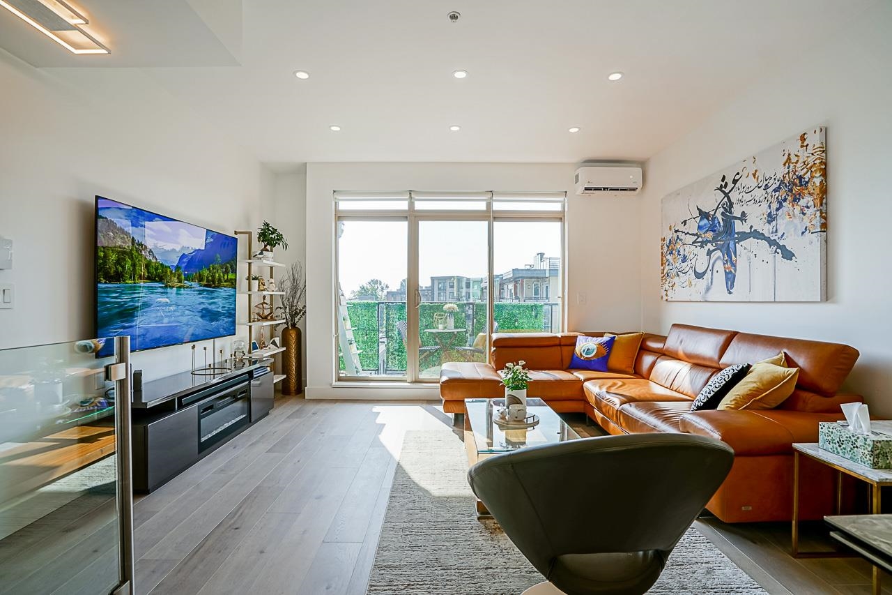 76 728 14TH STREET, R3073969, BC,