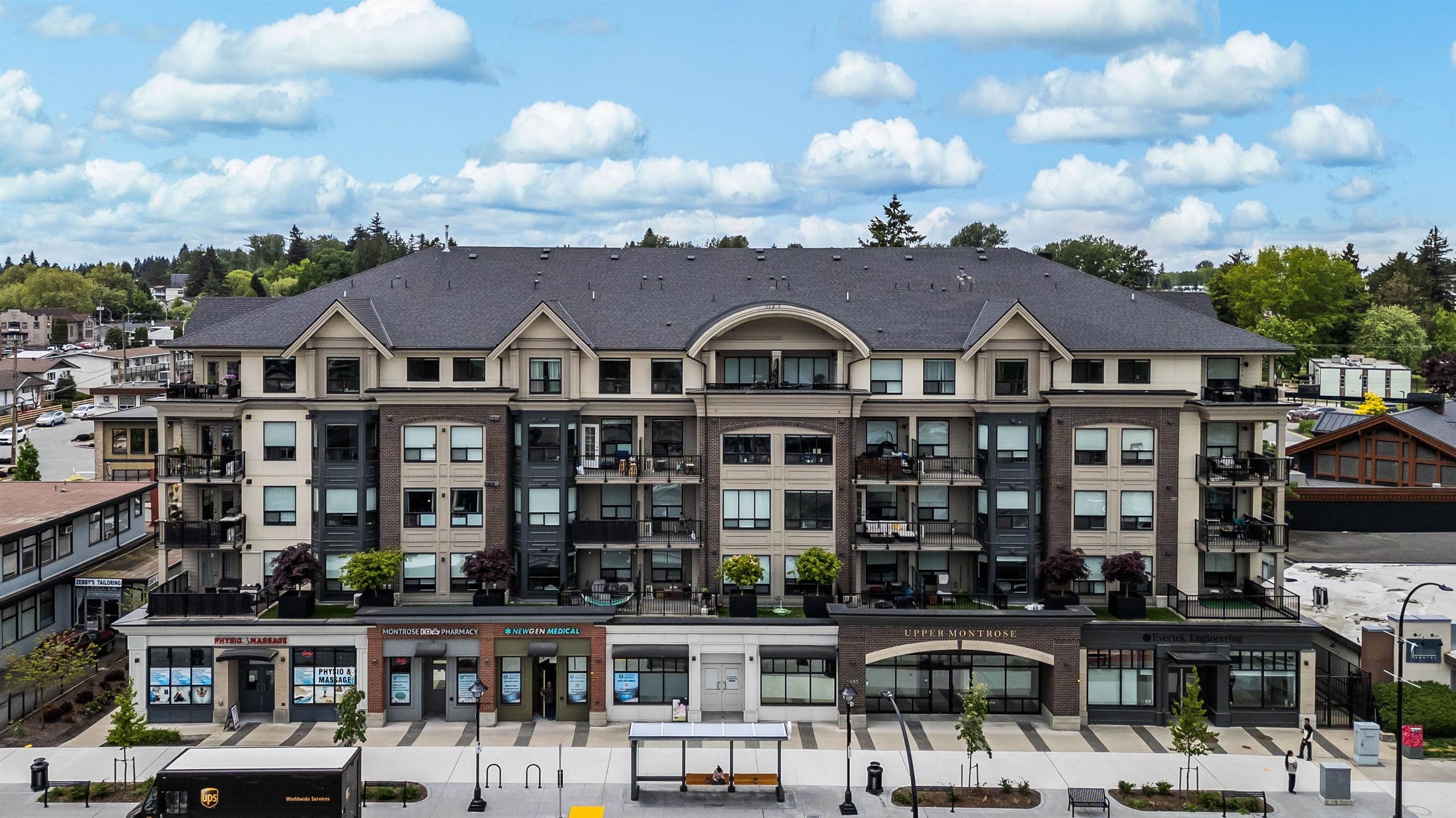 519 2493 MONTROSE AVENUE, R3074130, BC,