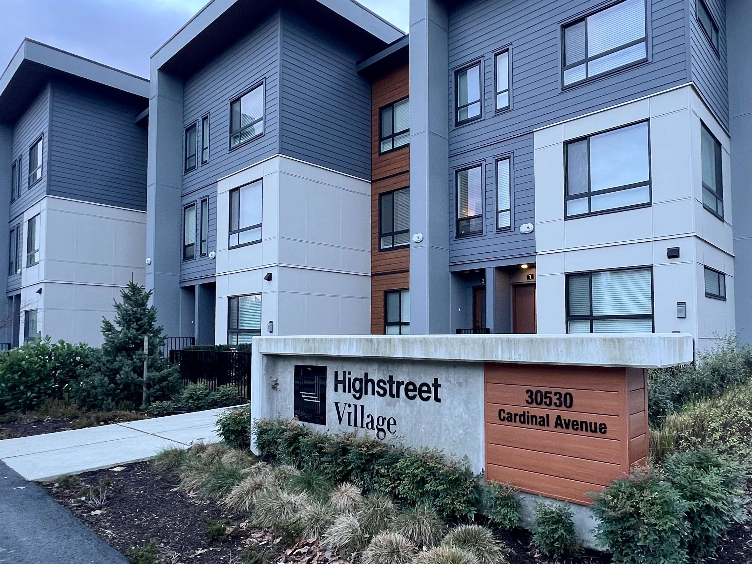 1 30530 CARDINAL AVENUE, R3074192, BC,