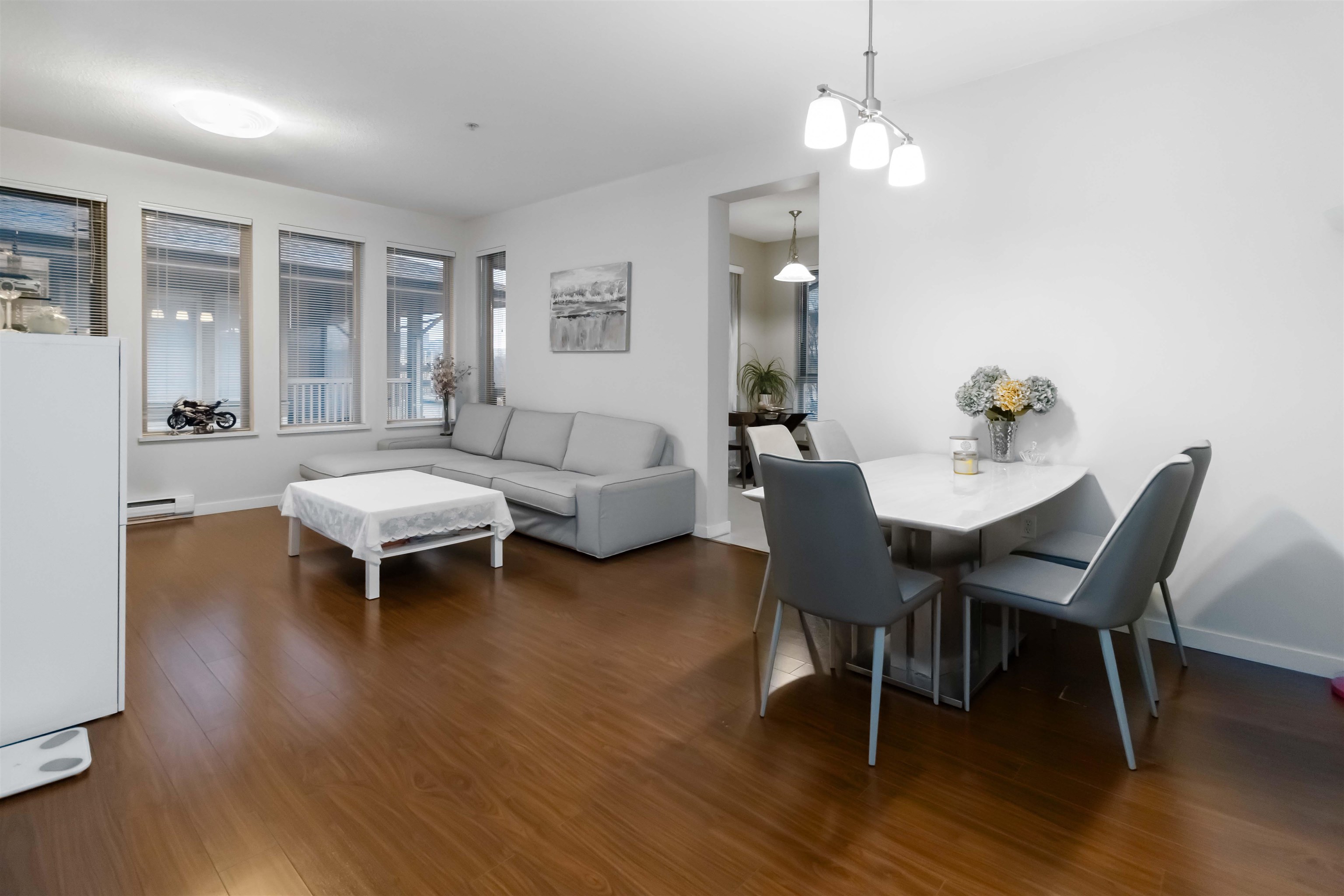 5413 5111 GARDEN CITY ROAD, R3074300, BC,