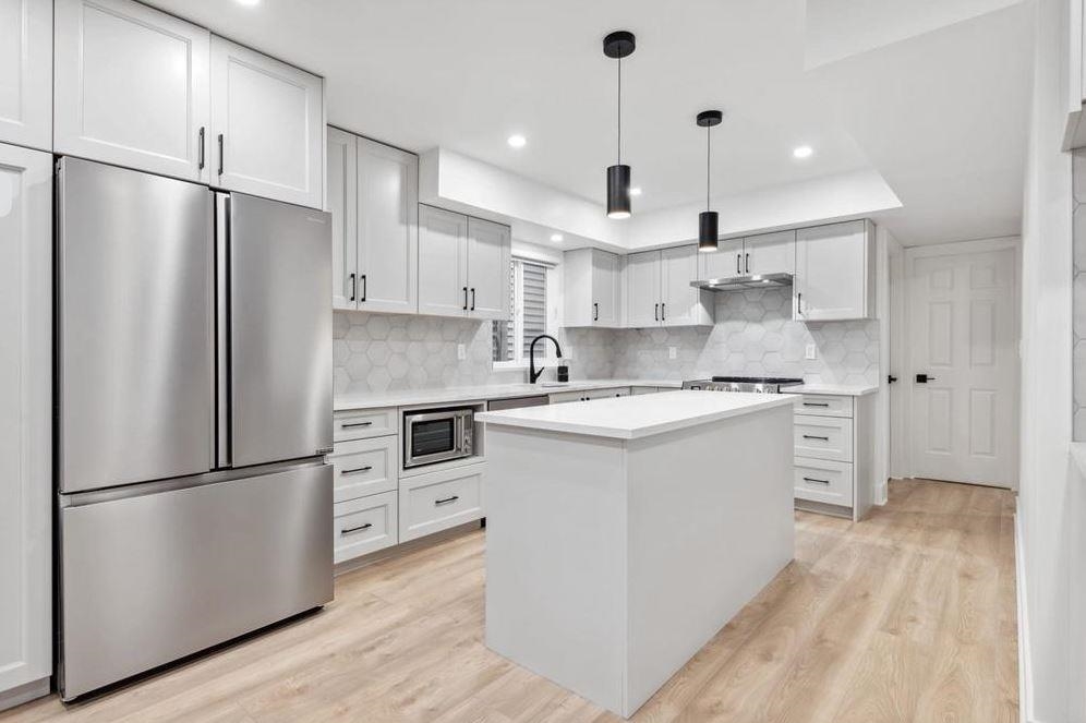 8360 DAYTON COURT, Richmond BC V6Y 3H6, R3074371, BC,