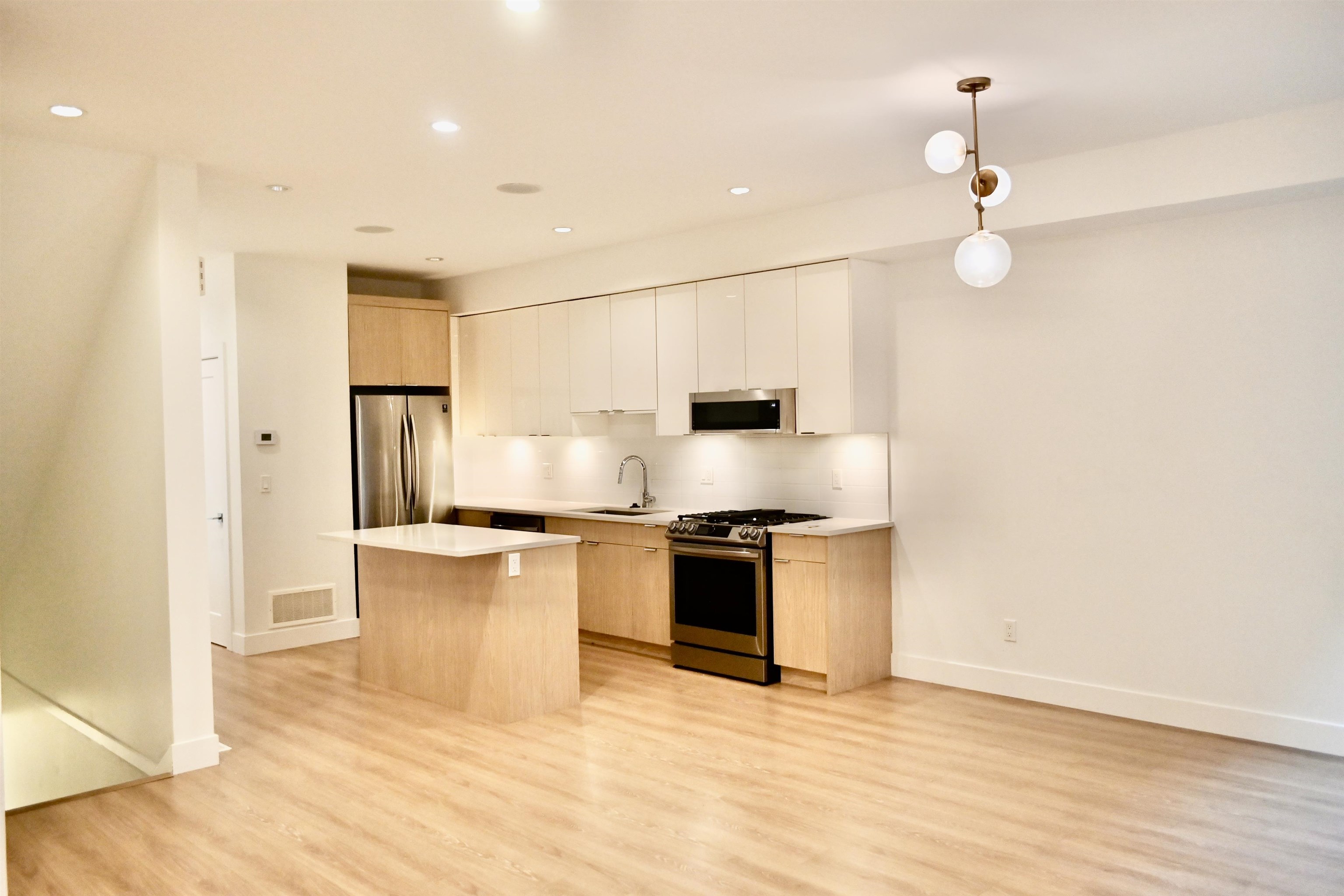 14 8140 166 STREET, R3074390, BC,