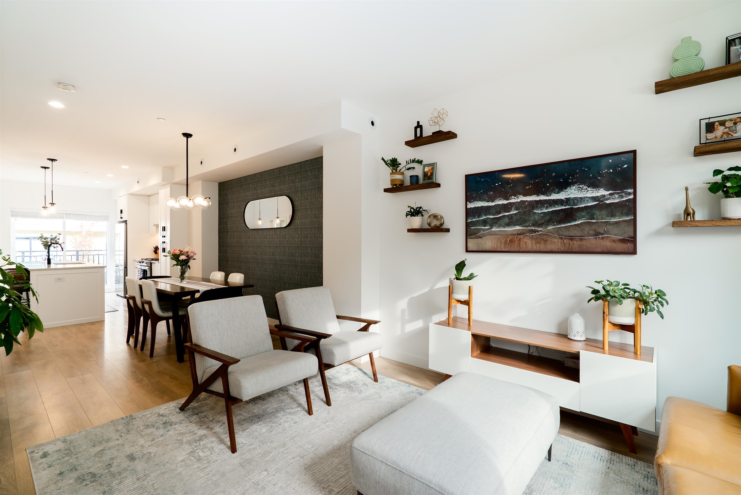 2834 HOPE STREET, Port Moody BC V3H 0L6, R3074403, BC,