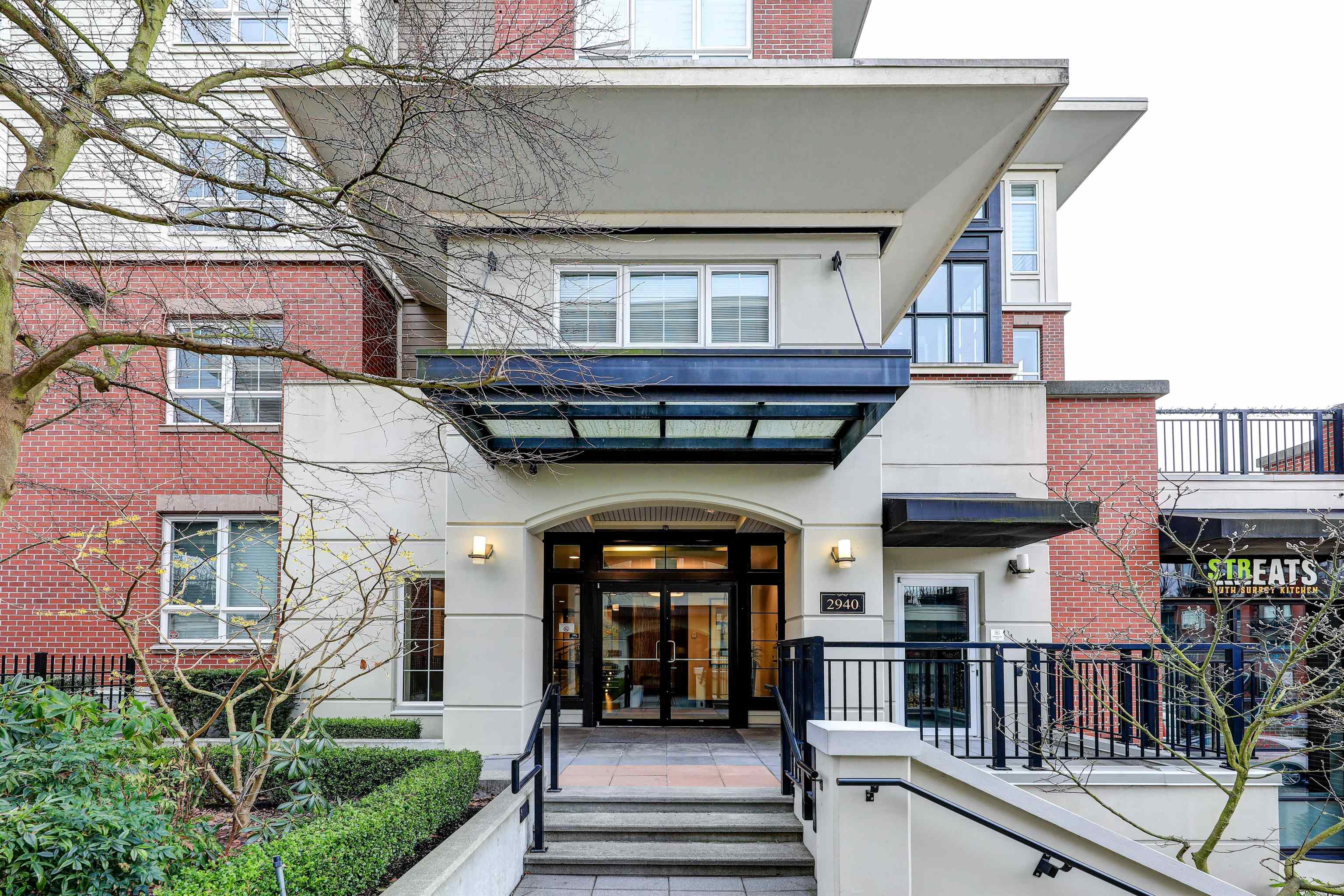 205 2940 KING GEORGE BOULEVARD, R3074497, BC,