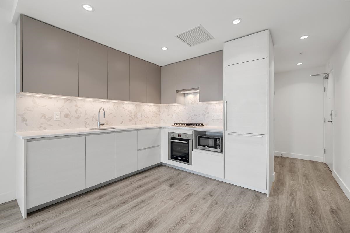 409 8138 FRASER STREET, R3074601, BC,