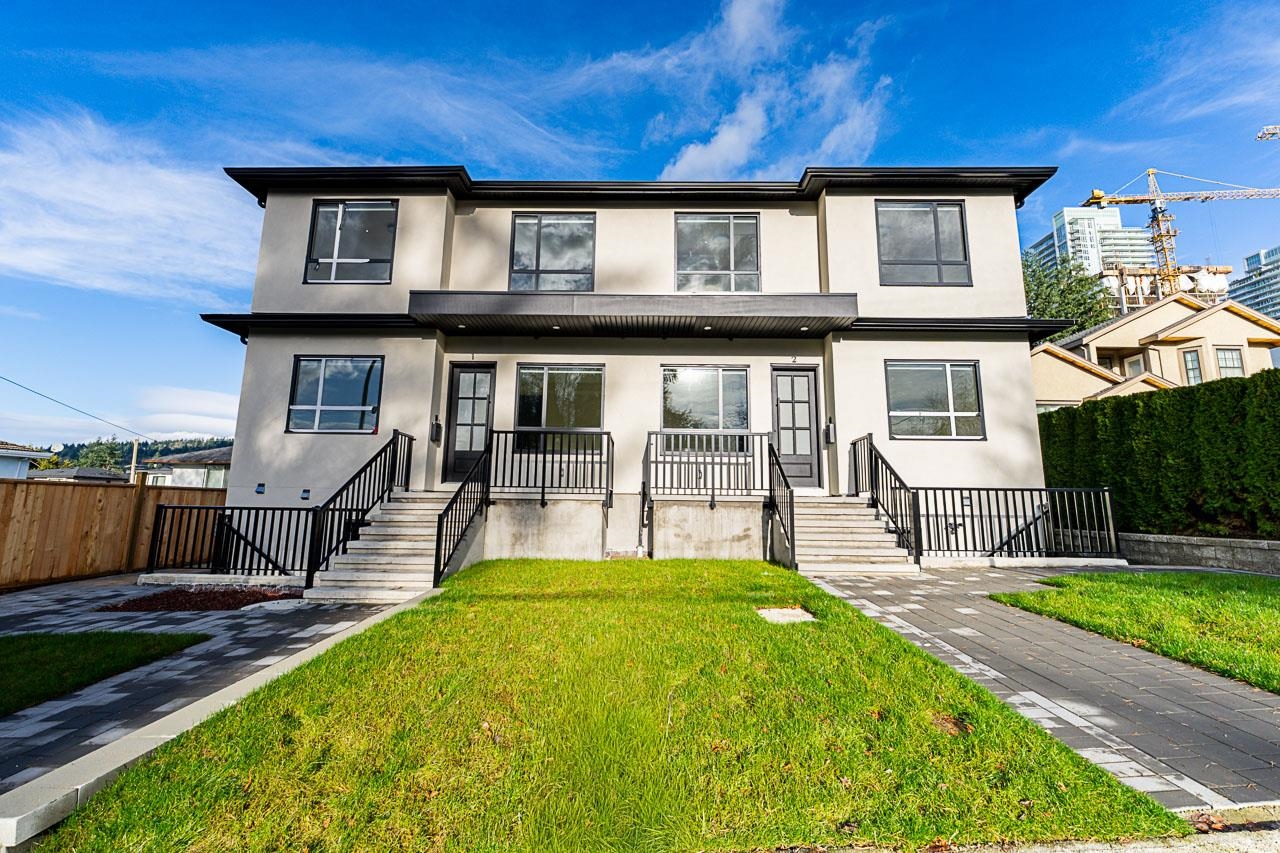 4 9935 SULLIVAN STREET, R3074629, BC,