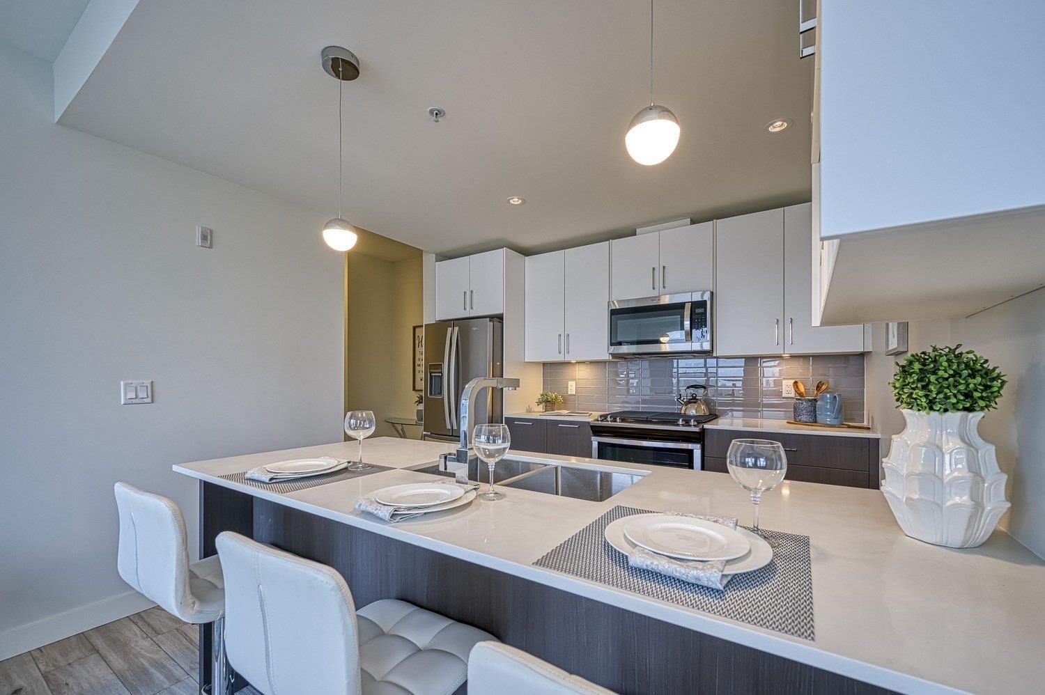 302 13040 NO 2 ROAD, R3074654, BC,