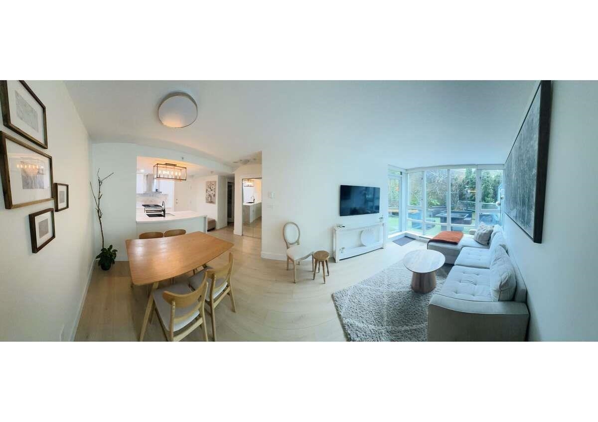 202 1033 MARINASIDE CRESCENT, R3074656, BC,