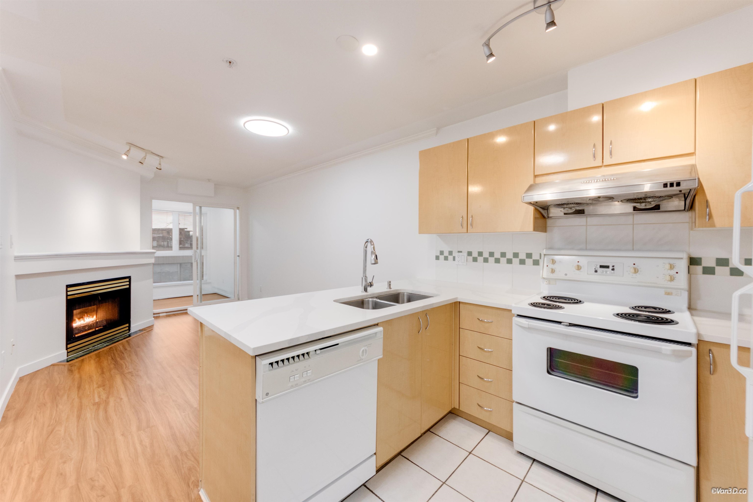 210 4989 DUCHESS STREET, R3074860, BC,