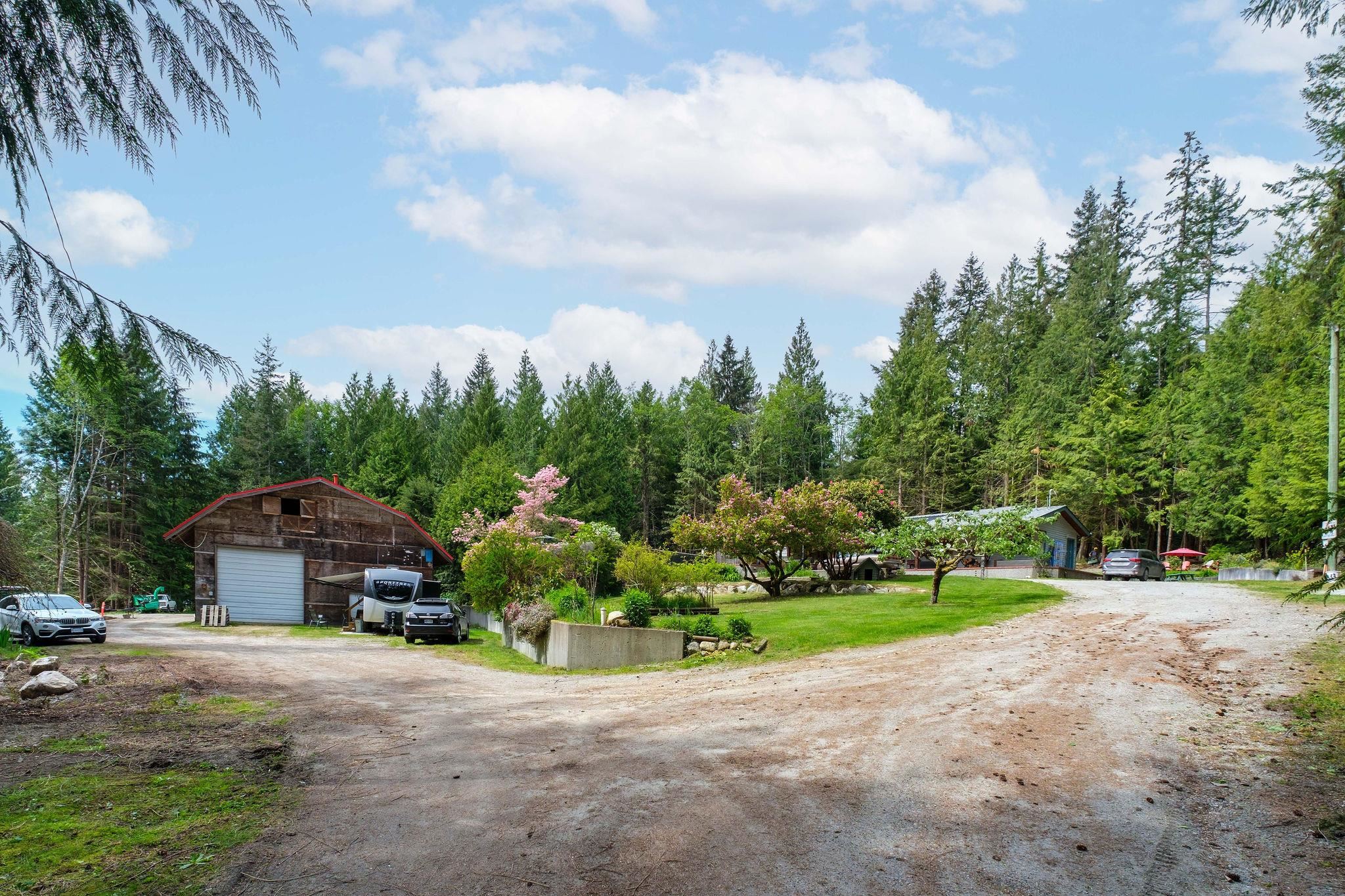 MLS® listing #R3074970 for sale located at 3318-42 LINWOOD ROAD, Roberts Creek BC V0N 2W1