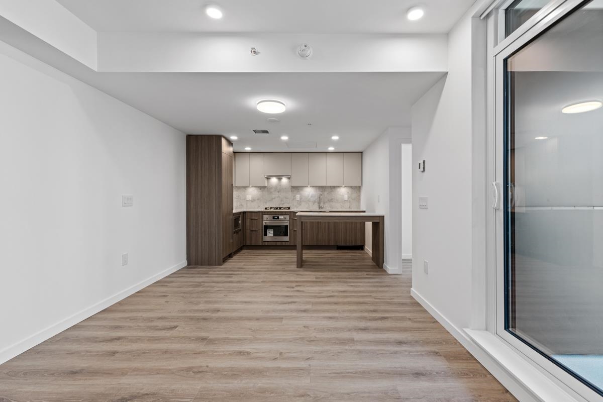 1301 10333 133 STREET, R3075062, BC,