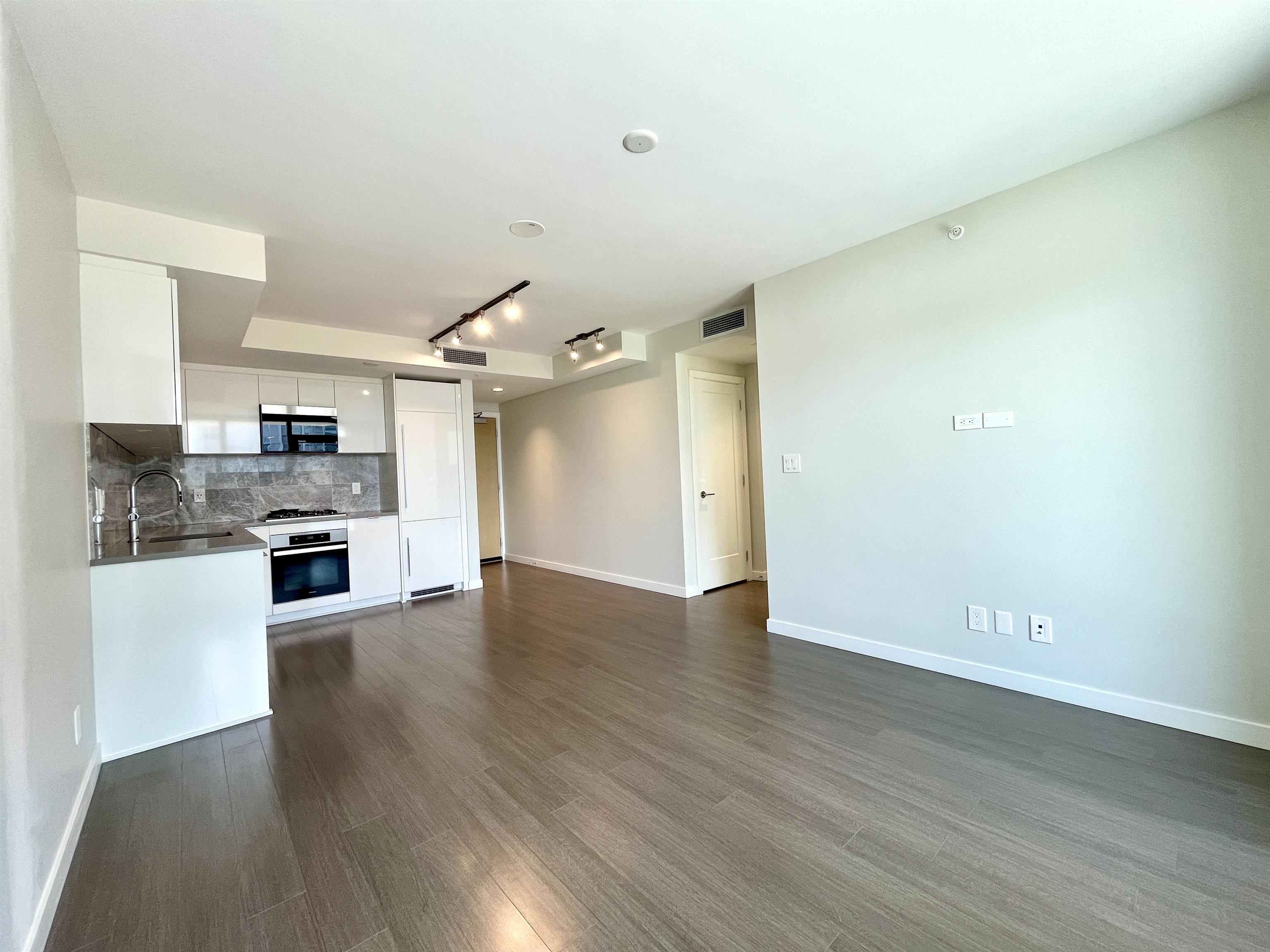 606 3699 SEXSMITH DRIVE, R3075093, BC,