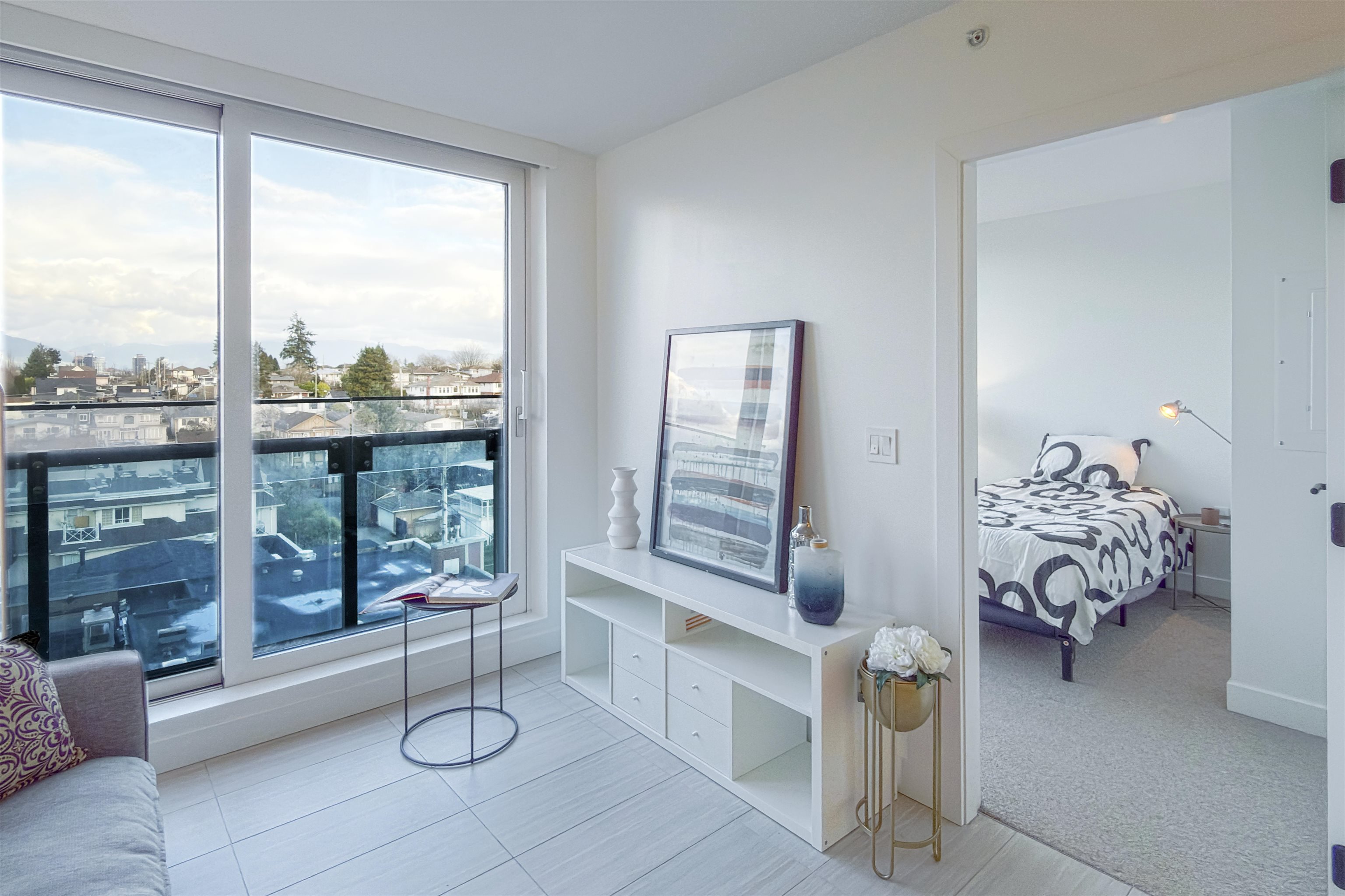 MLS® listing #R3075102 for sale located at 702 5058 JOYCE STREET