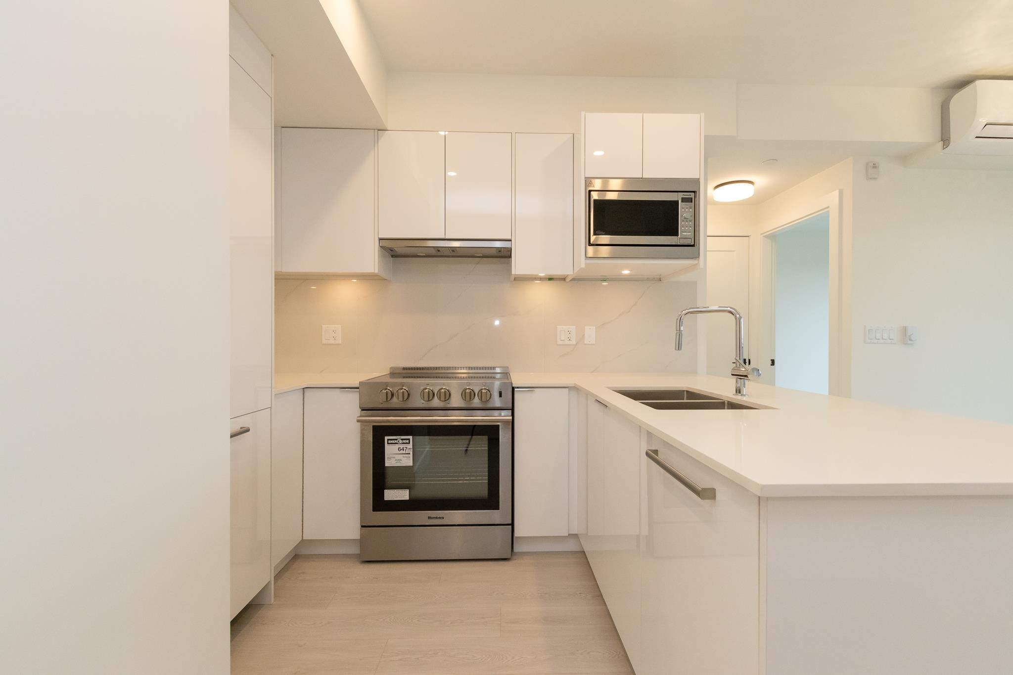 605 5399 JOYCE STREET, R3075117, BC,