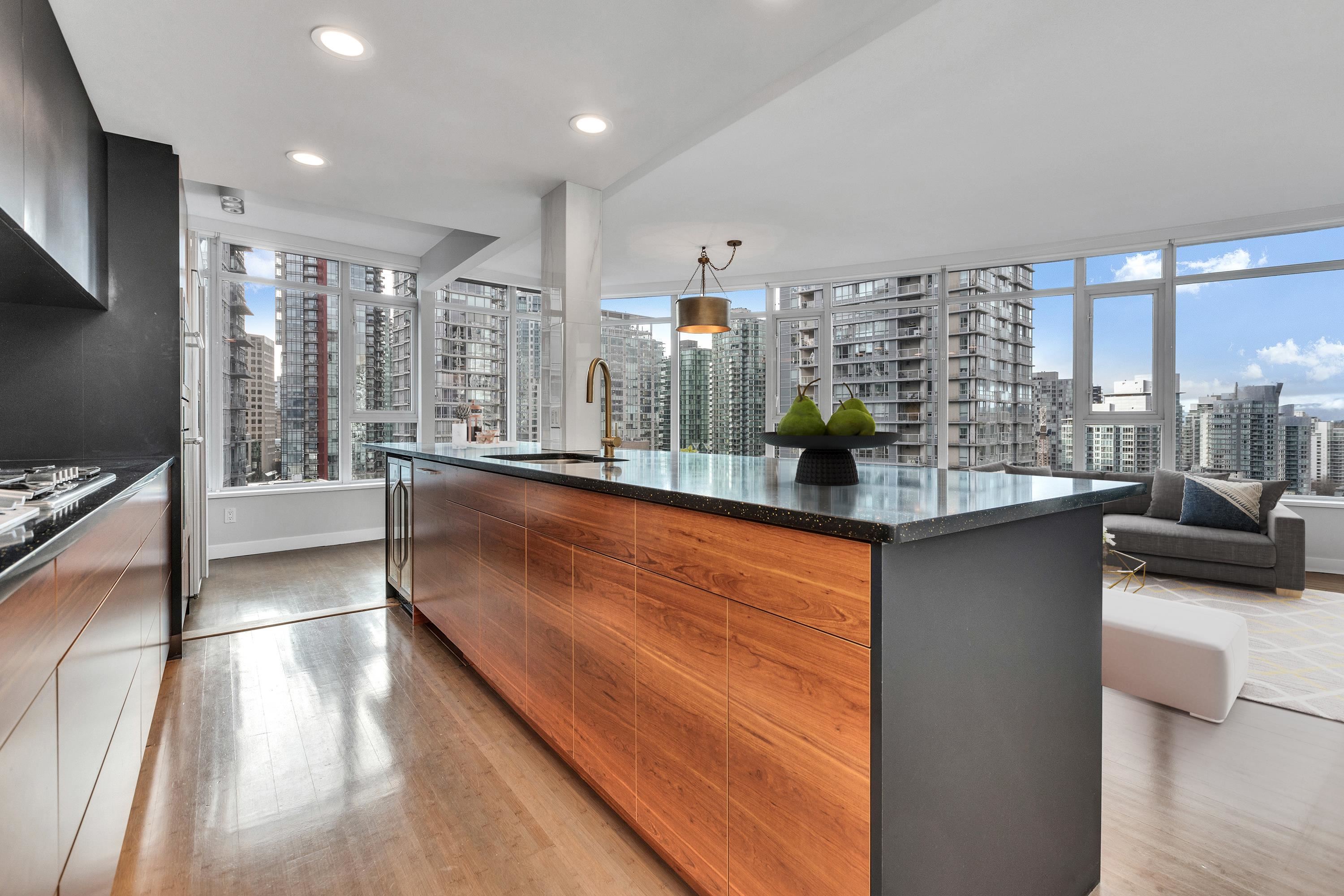 1804 1233 CORDOVA STREET, R3075172, BC,