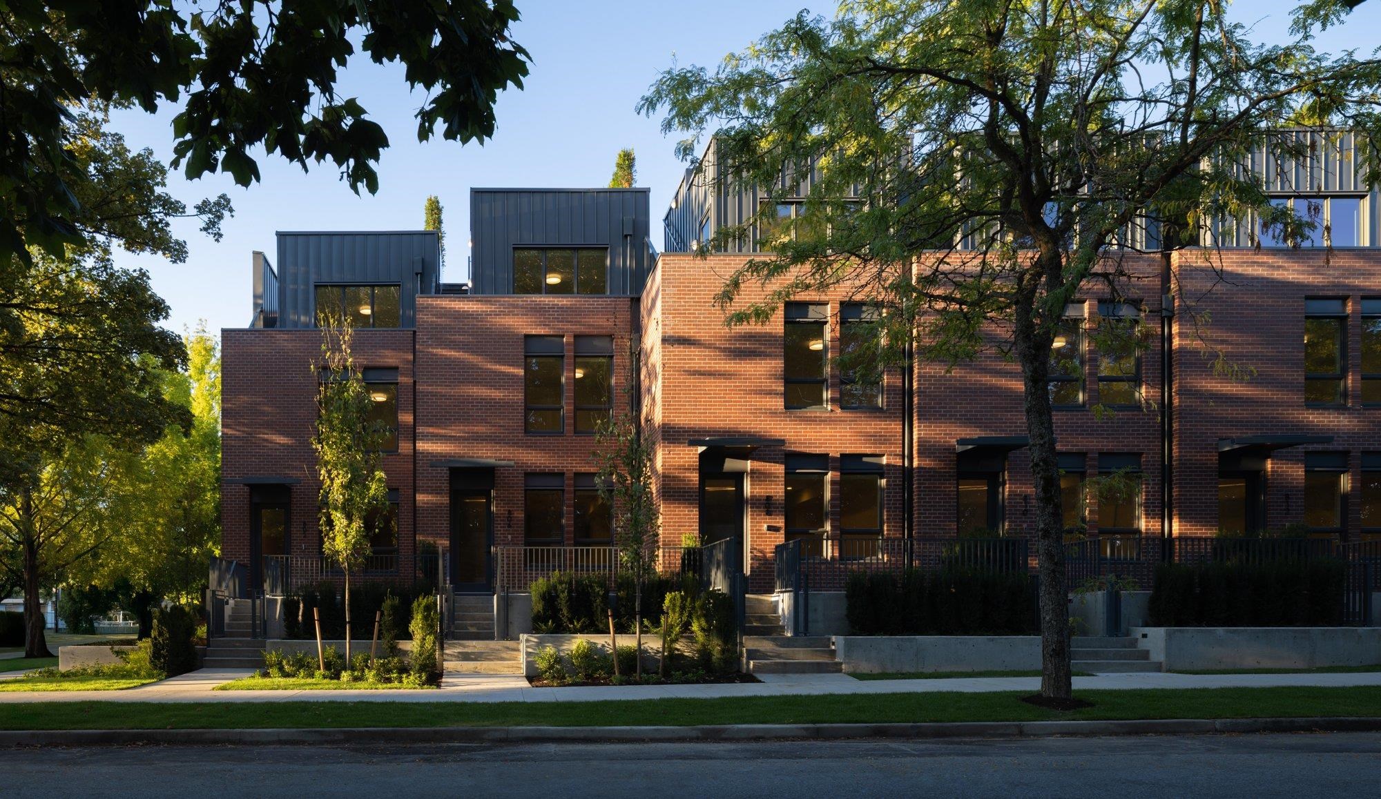 104 5381 WILLOW STREET, R3075220, BC,