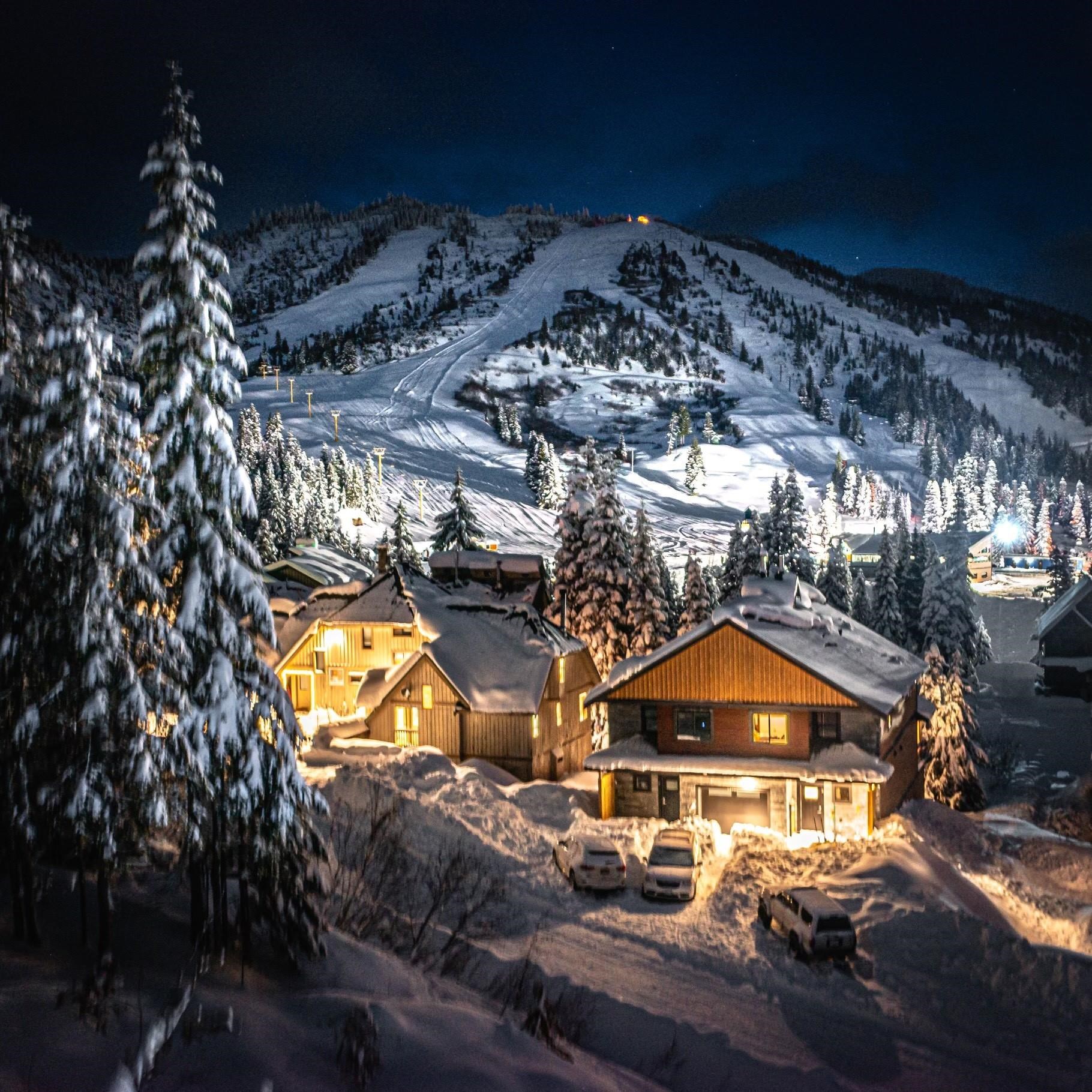 2 20921 SNOWFLAKE CRESCENT, R3075273, BC,