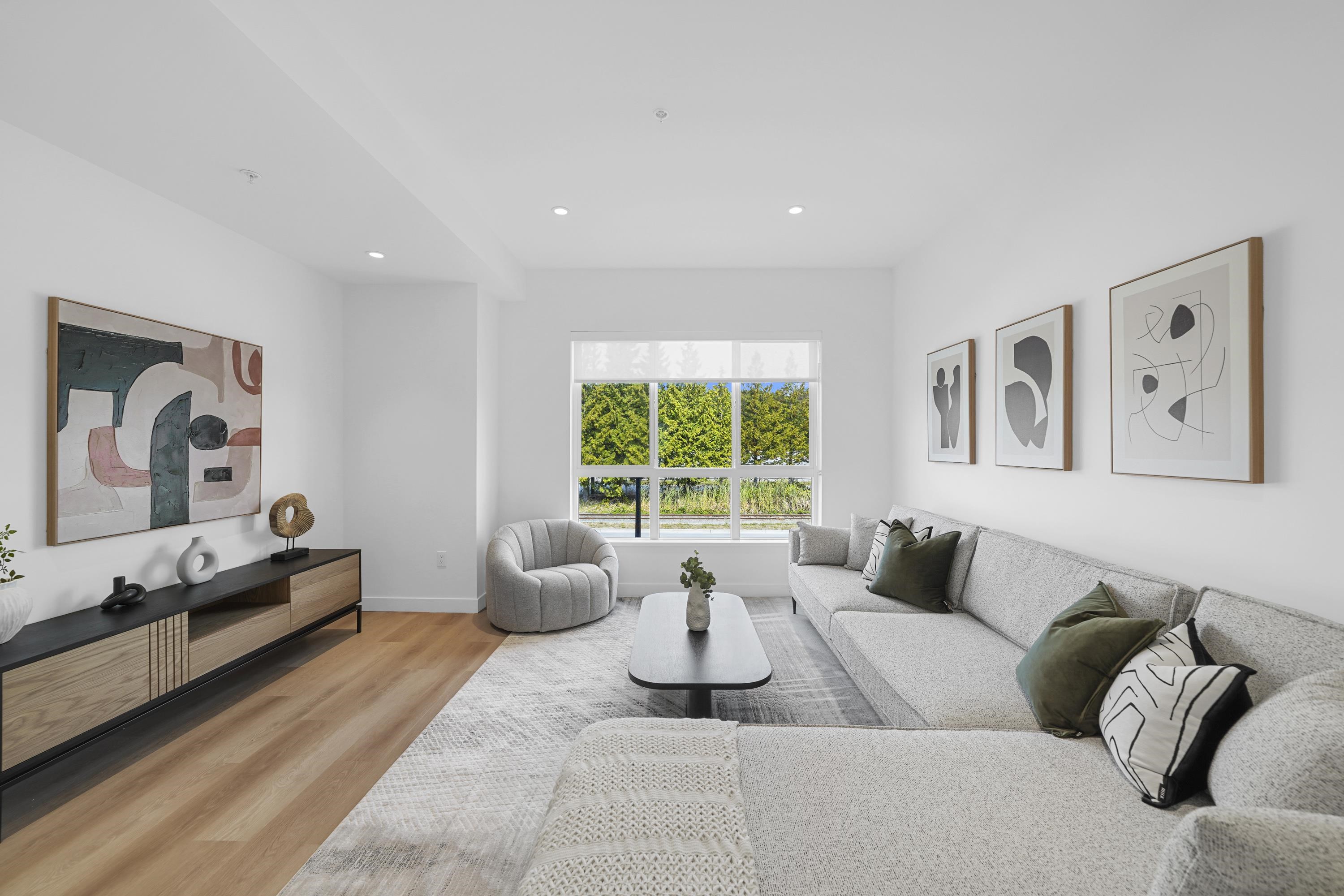 144 388 DUNCAN STREET, R3075430, BC,