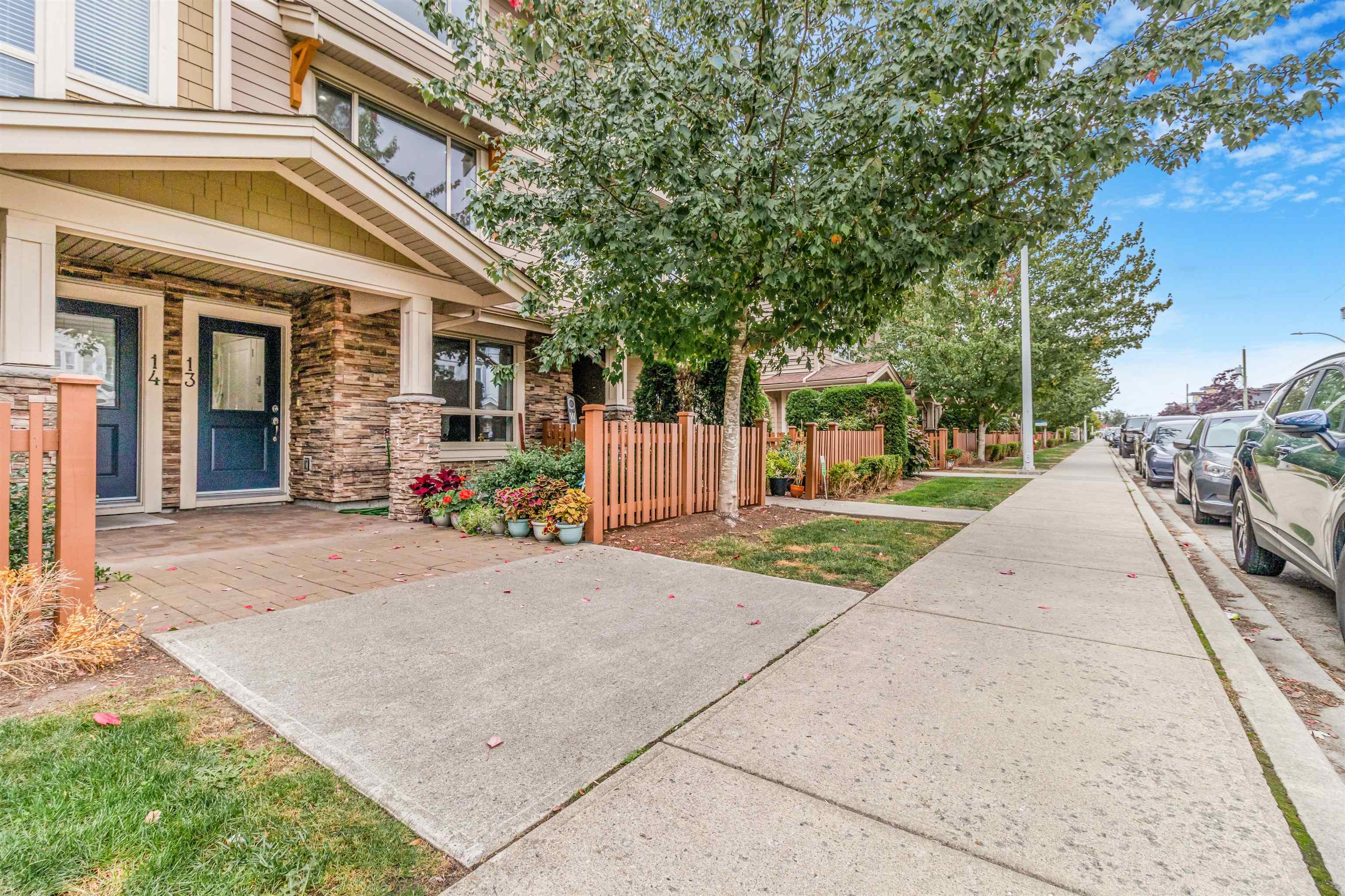 13 19752 55A AVENUE, R3075682, BC,