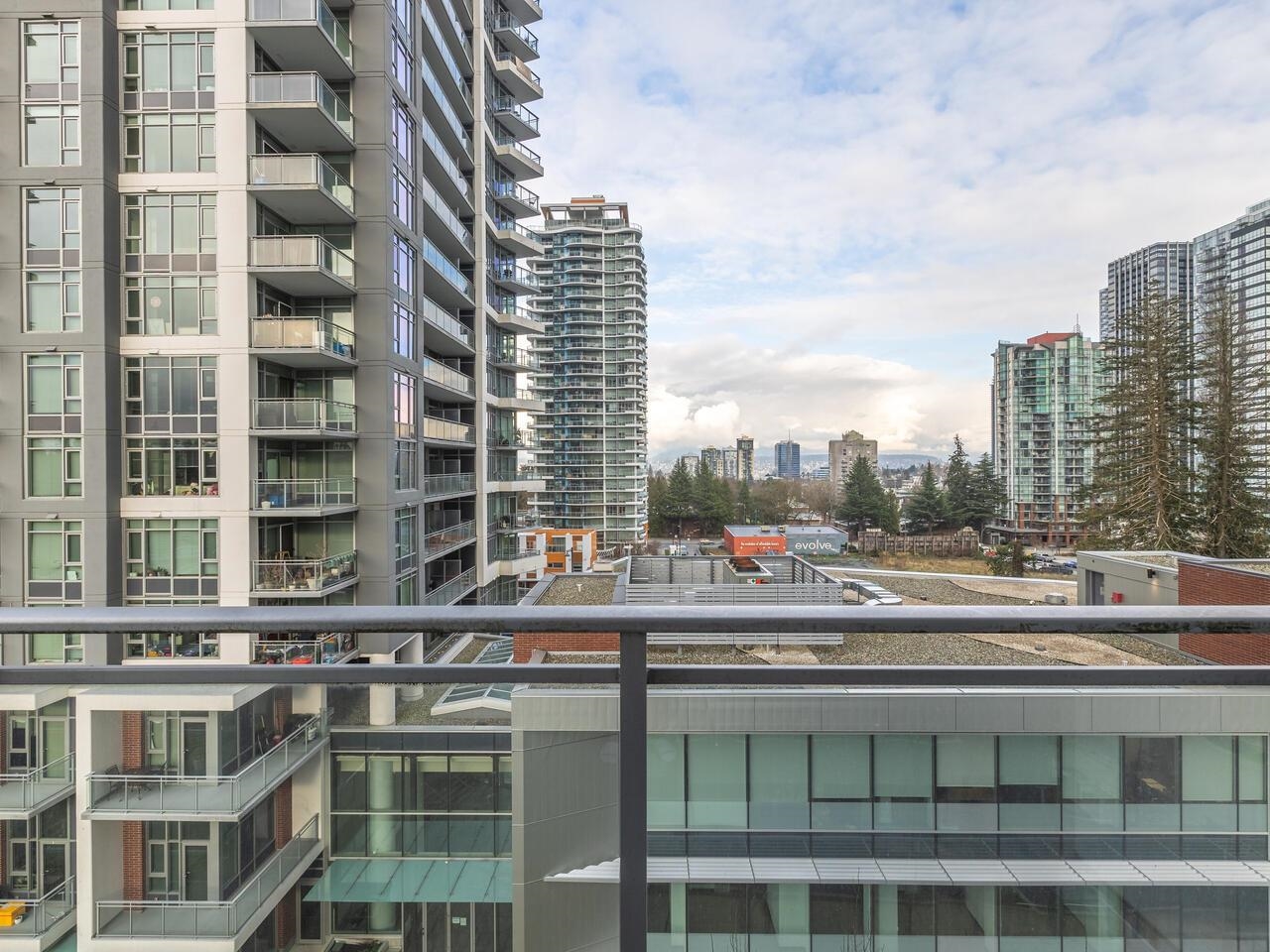 802 13325 102A AVENUE, R3075685, BC,