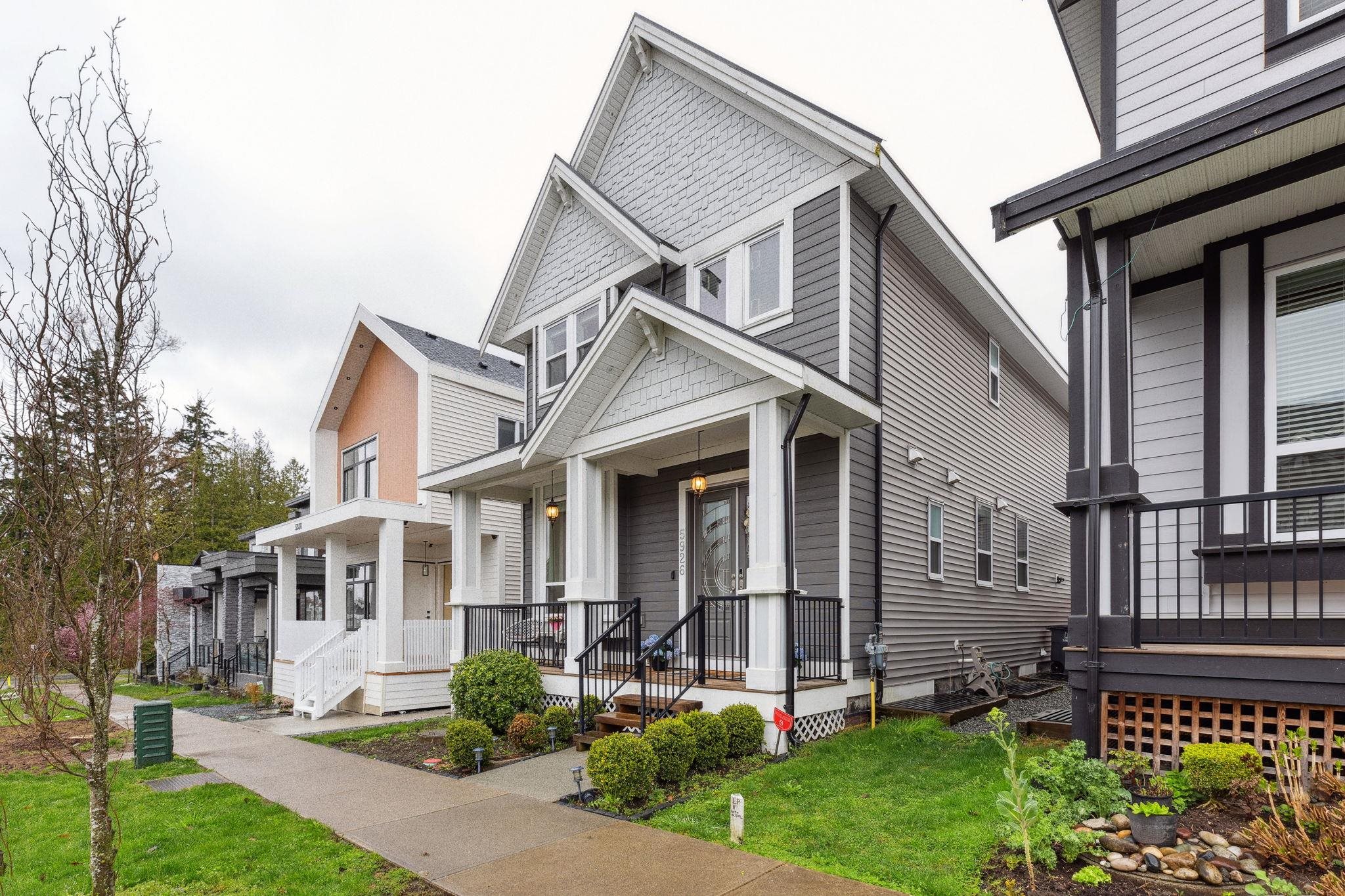 5926 139A STREET, Surrey BC V3X 0G6, R3075743, BC,