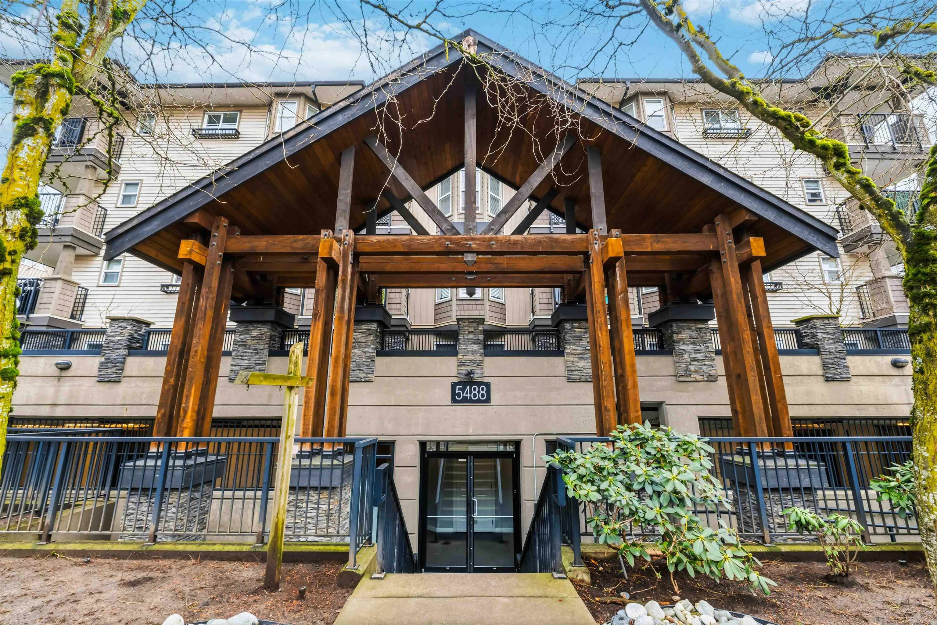 301 5488 198 STREET, R3075864, BC,