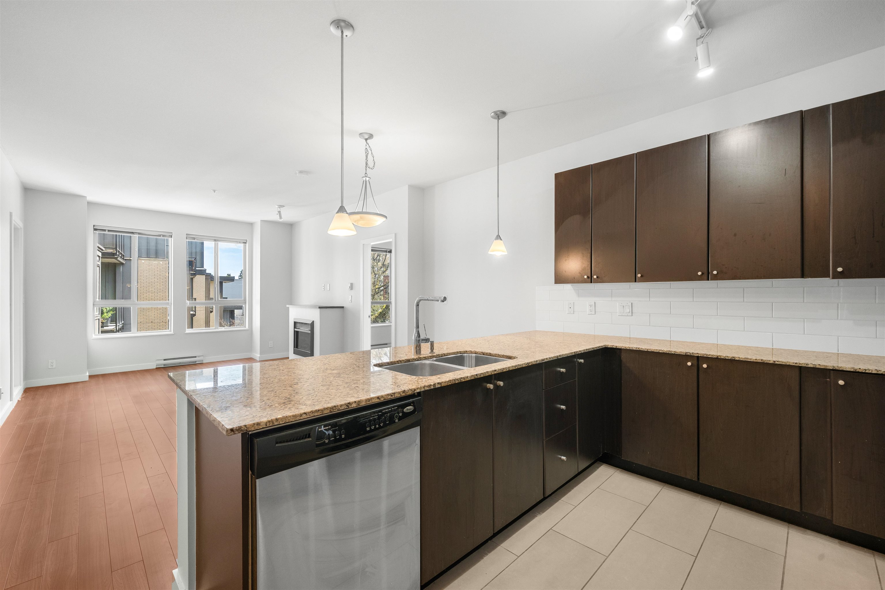 317 225 FRANCIS WAY, R3075936, BC,