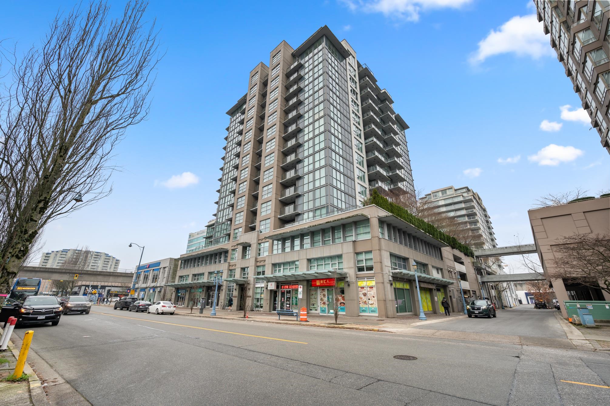 612 8033 SABA ROAD, R3075982, BC,