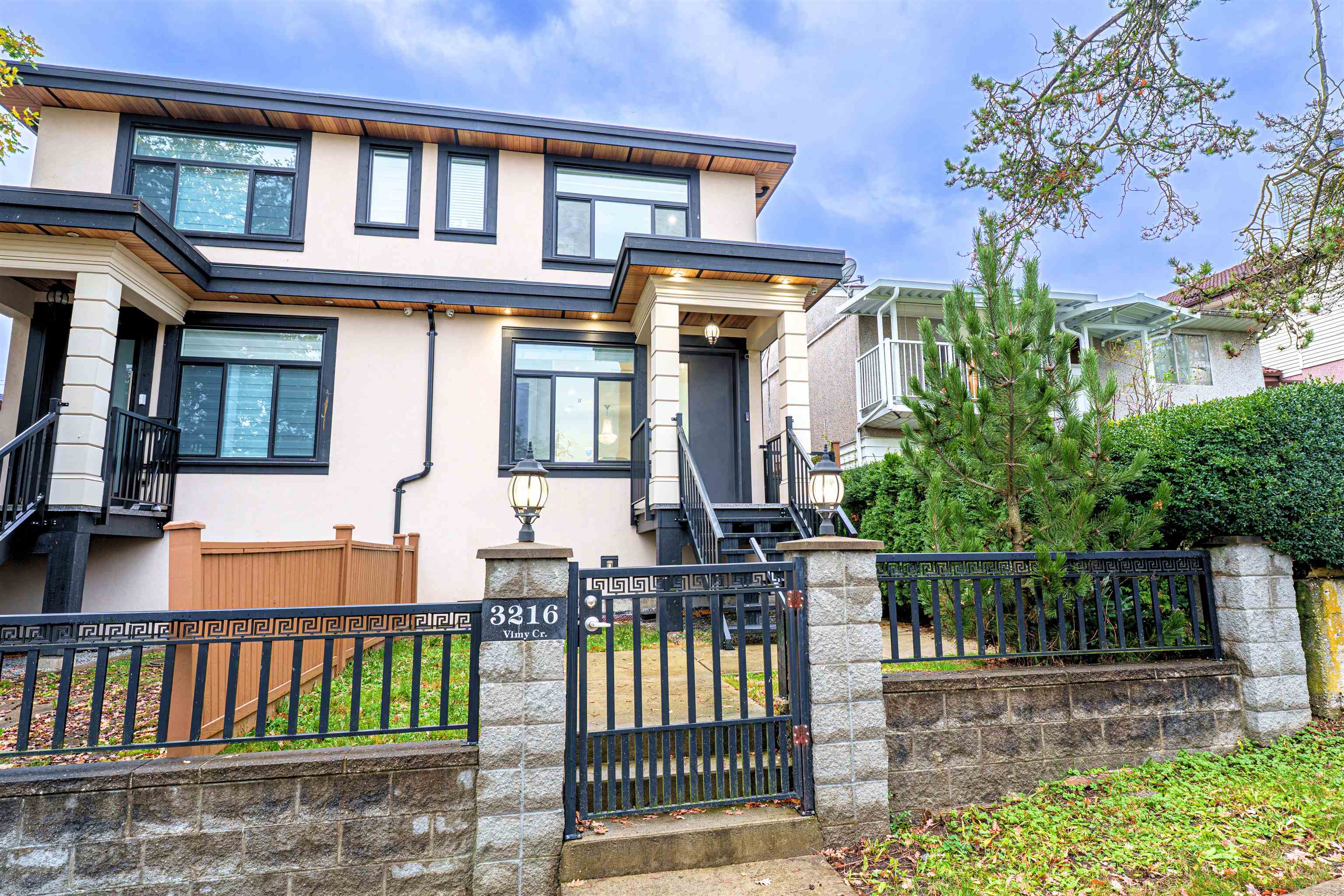3216 VIMY CRESCENT, Vancouver BC V5M 4B4, R3076001, BC,