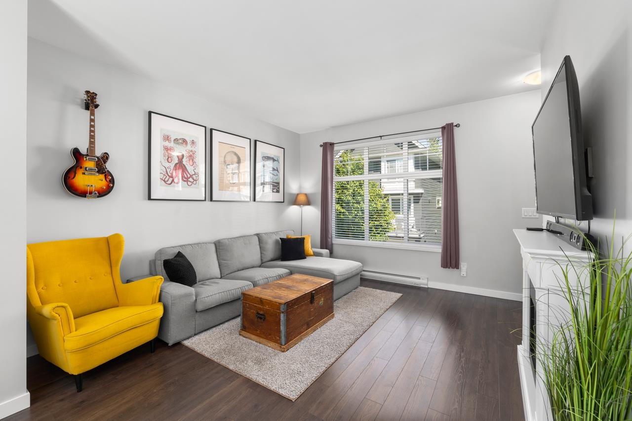 9 16323 15 AVENUE, R3076096, BC,