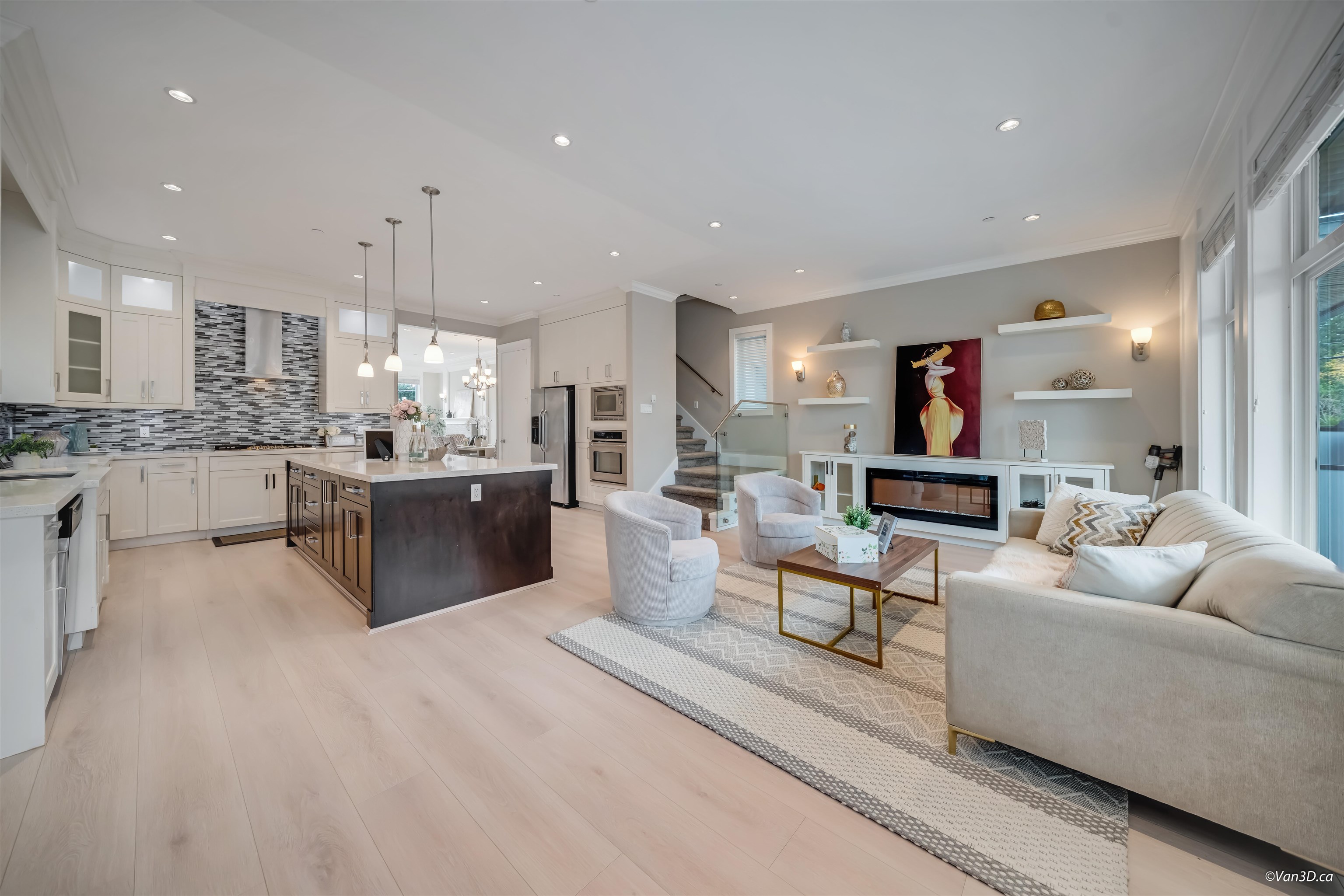 3 1426 FINLAY STREET, R3076132, BC,