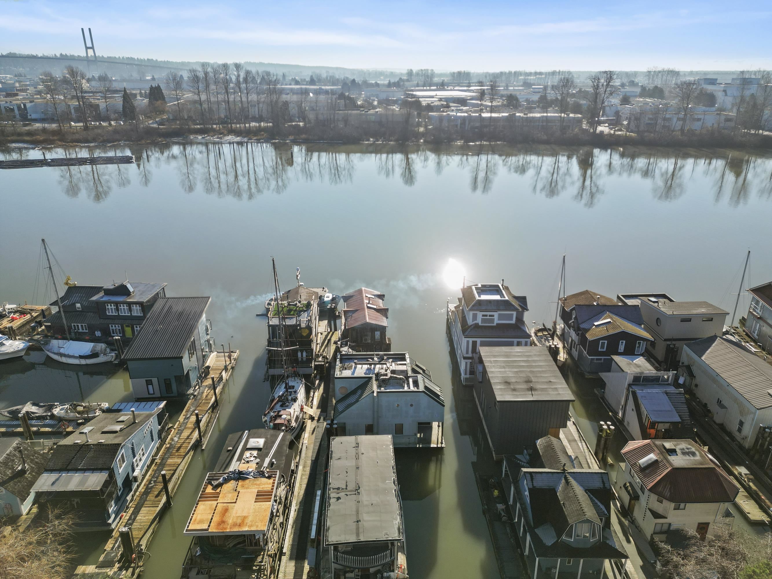 18 23000 DYKE ROAD, R3076163, BC,