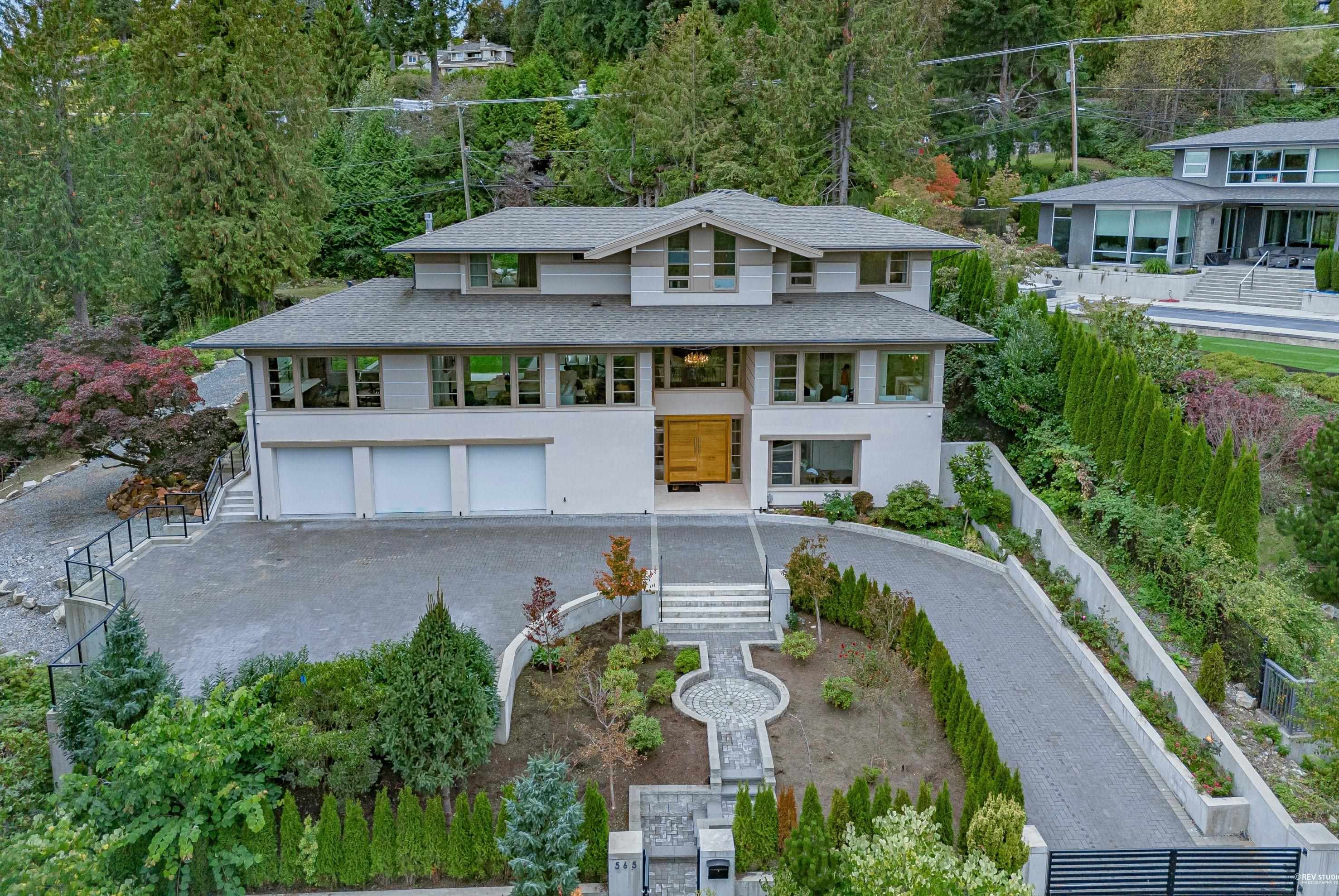 565 ROBIN HOOD ROAD, West Vancouver BC V7S 1T4, R3076174, BC,