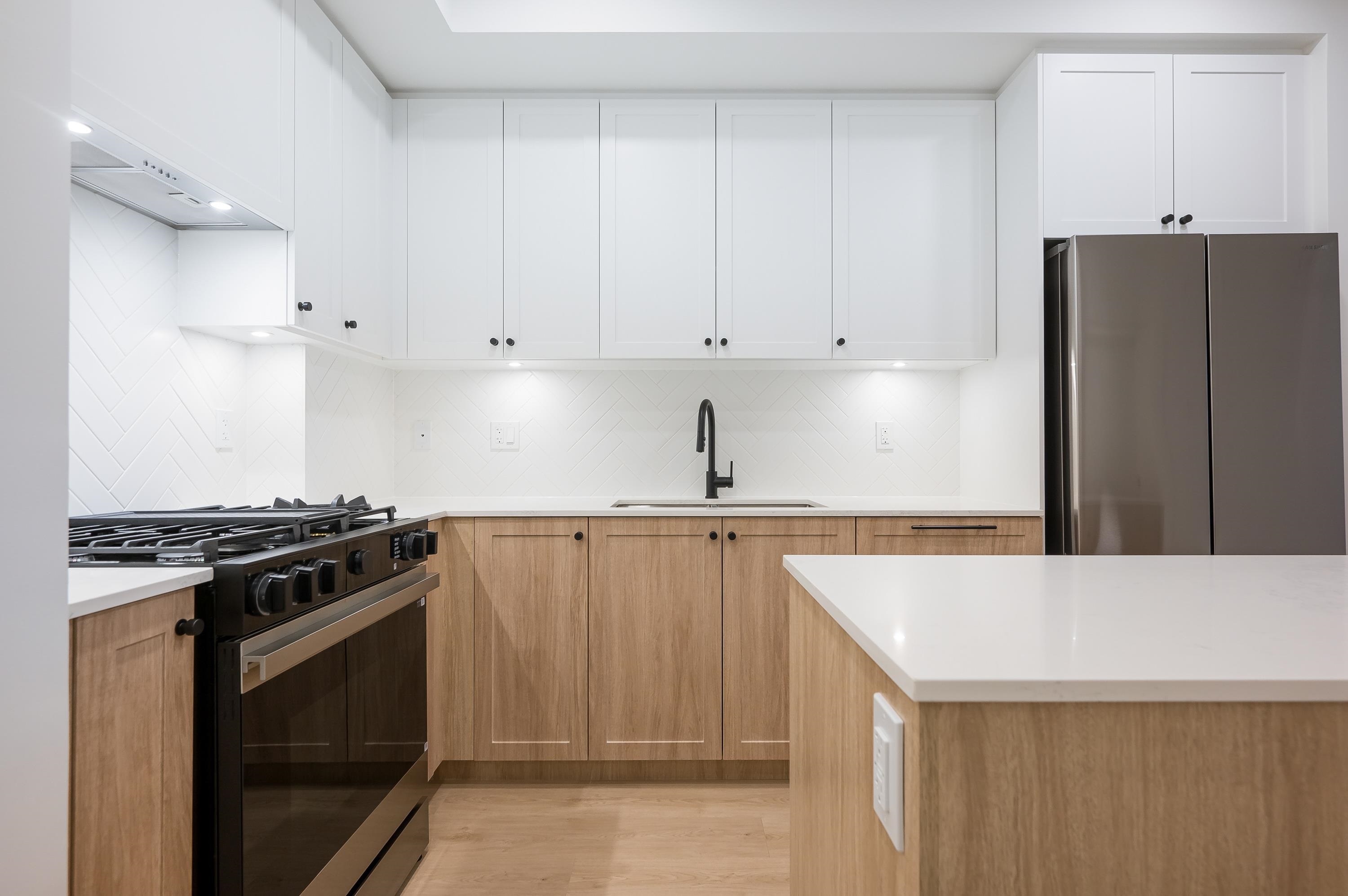 206 19911 76 AVENUE, R3076207, BC,