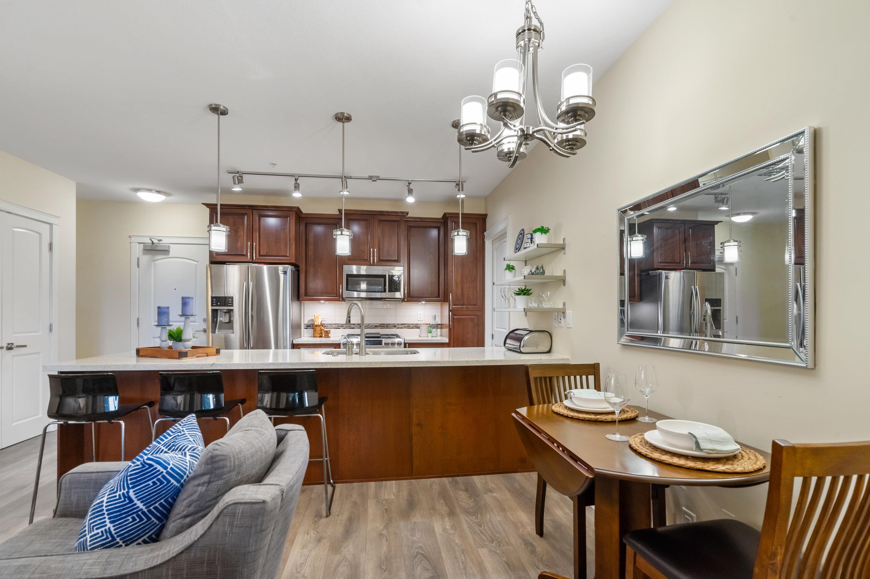 A512 20716 WILLOUGHBY TOWN CENTRE, R3076265, BC,