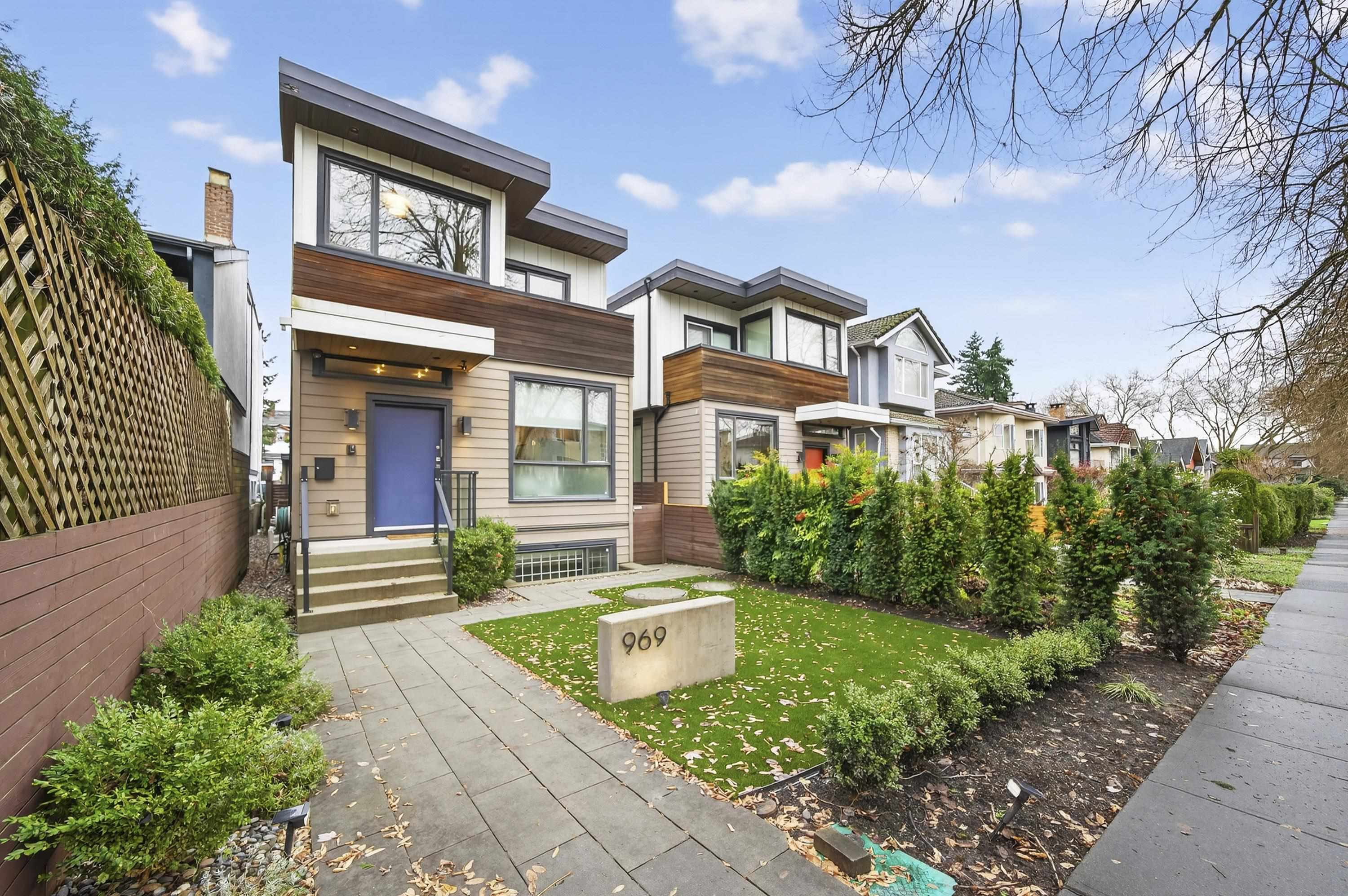 969 W 18TH AVENUE, Vancouver BC V5Z 1W4, R3076270, BC,