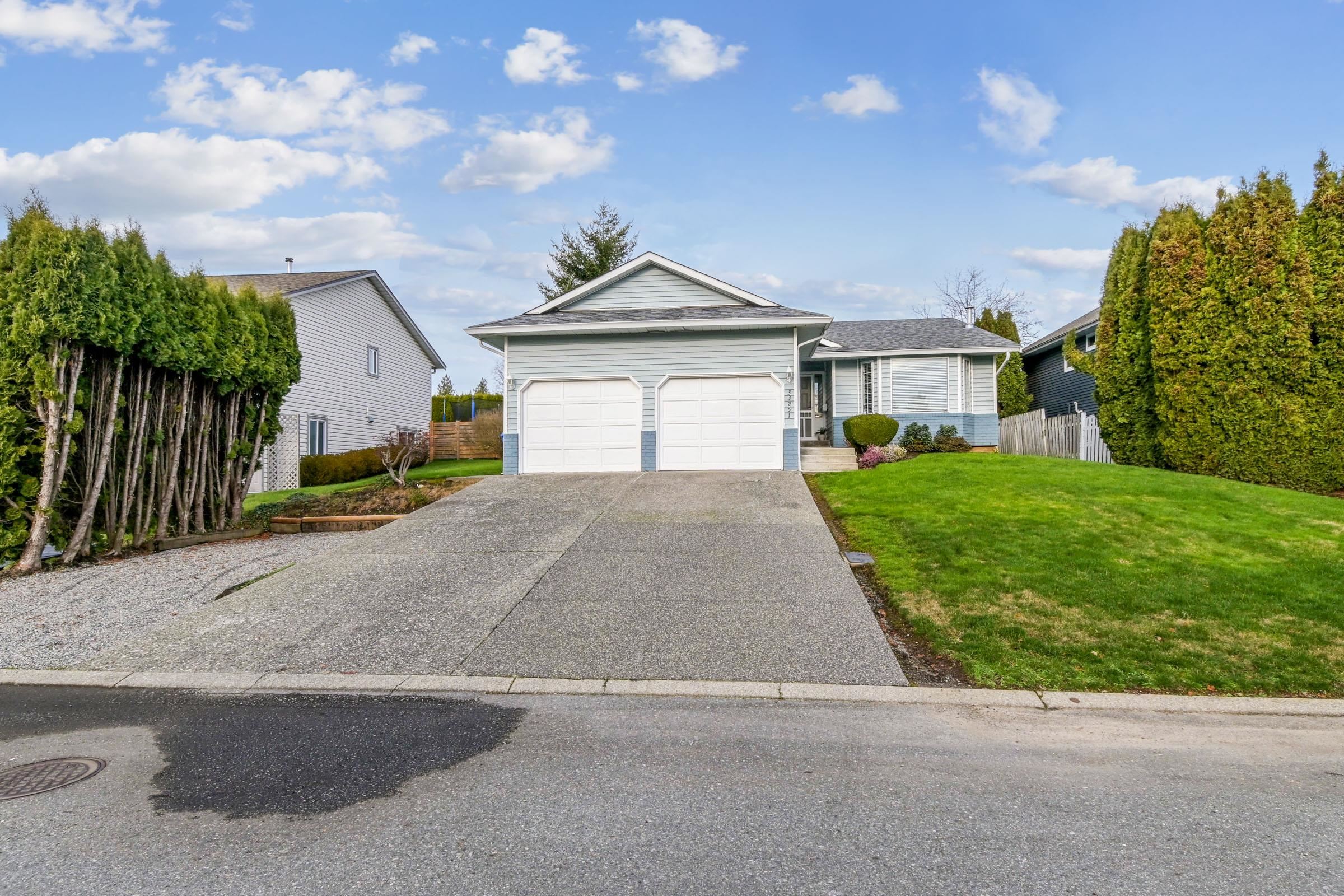 33251 TERRY FOX AVENUE, Abbotsford BC V2S 6T9, R3076277, BC,