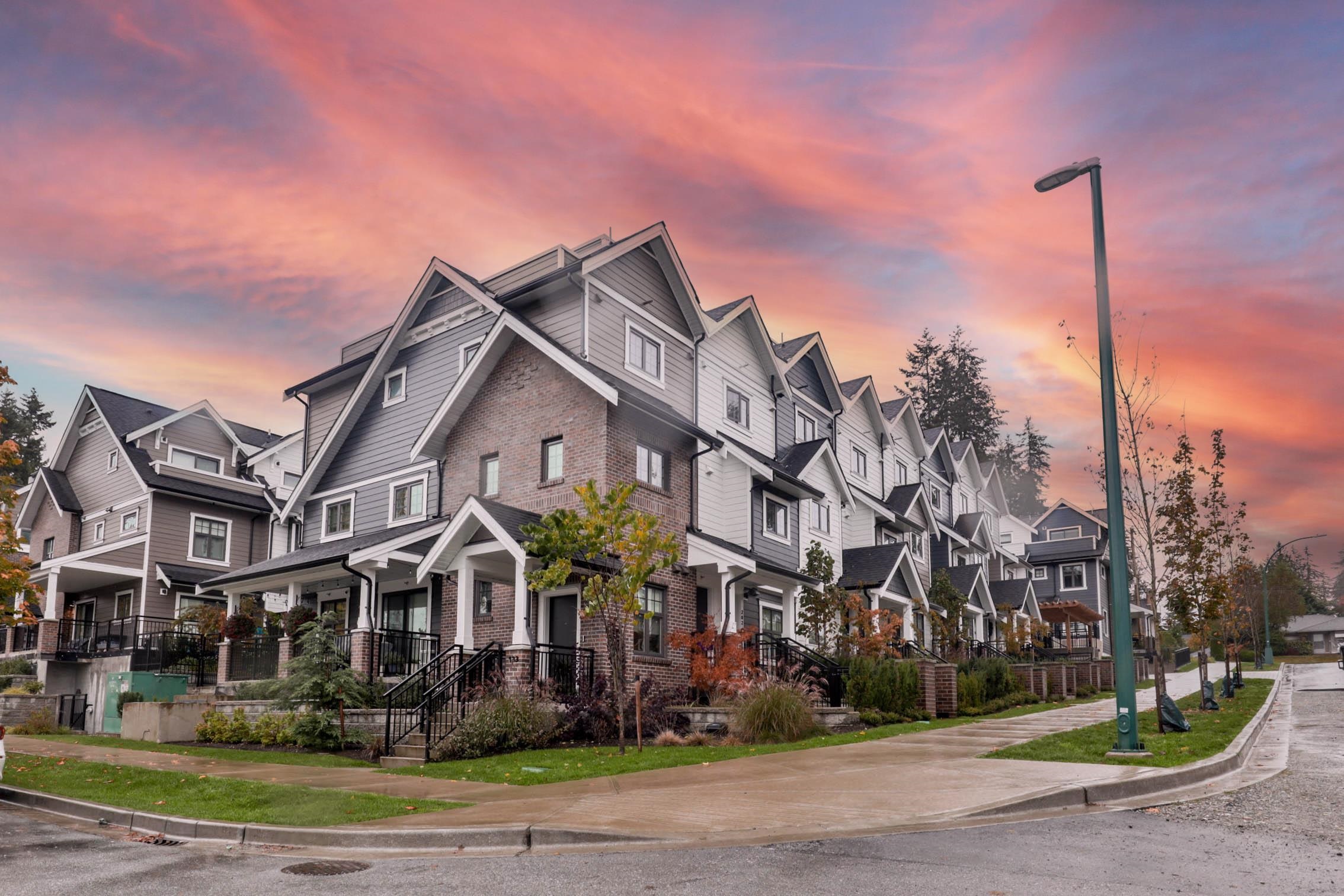 204 678 FAIRVIEW STREET, R3076283, BC,