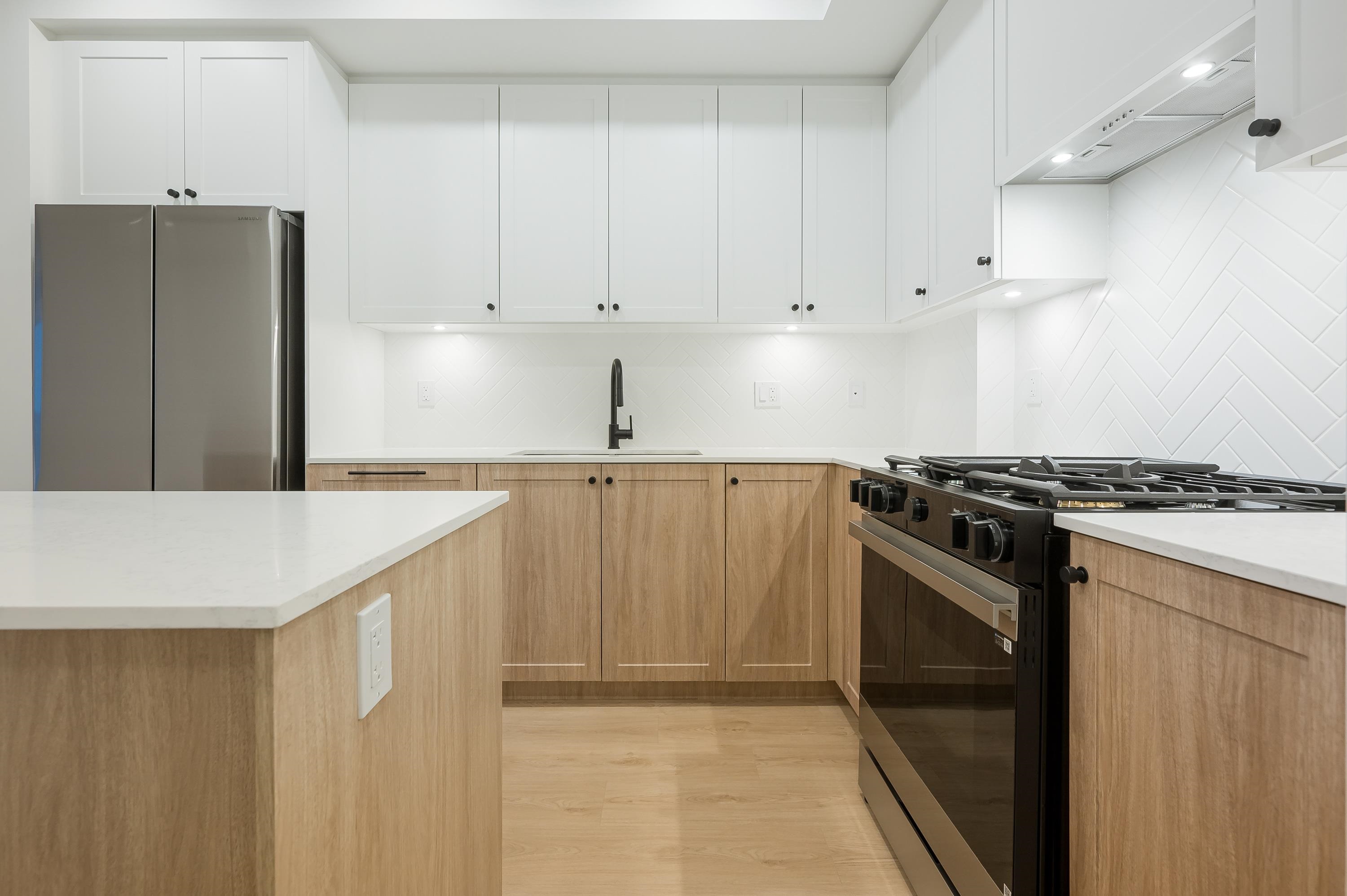 404 19885 76 AVENUE, R3076377, BC,