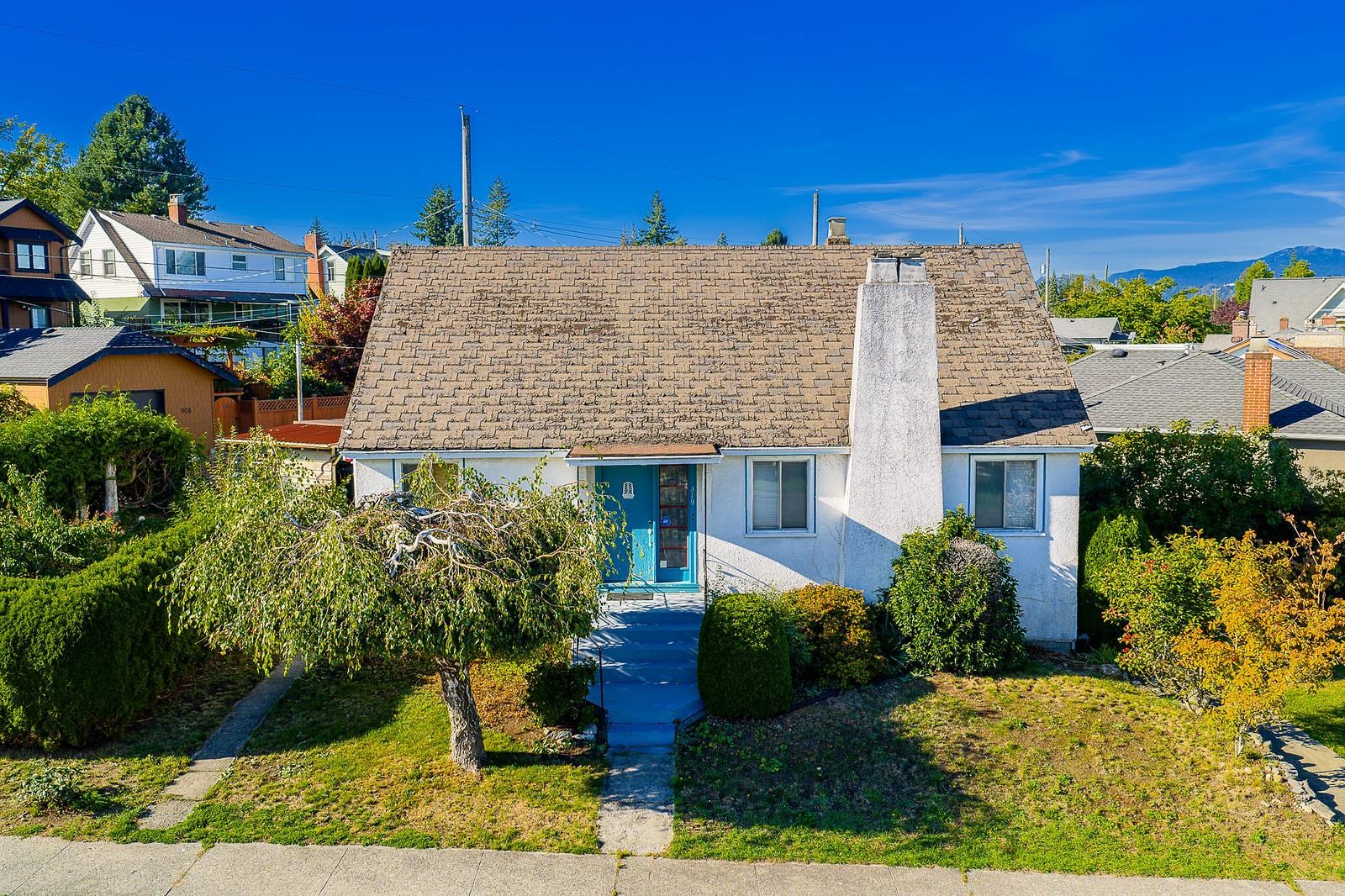 319 CHURCHILL AVENUE, New Westminster BC V3L 4P4, R3076661, BC,