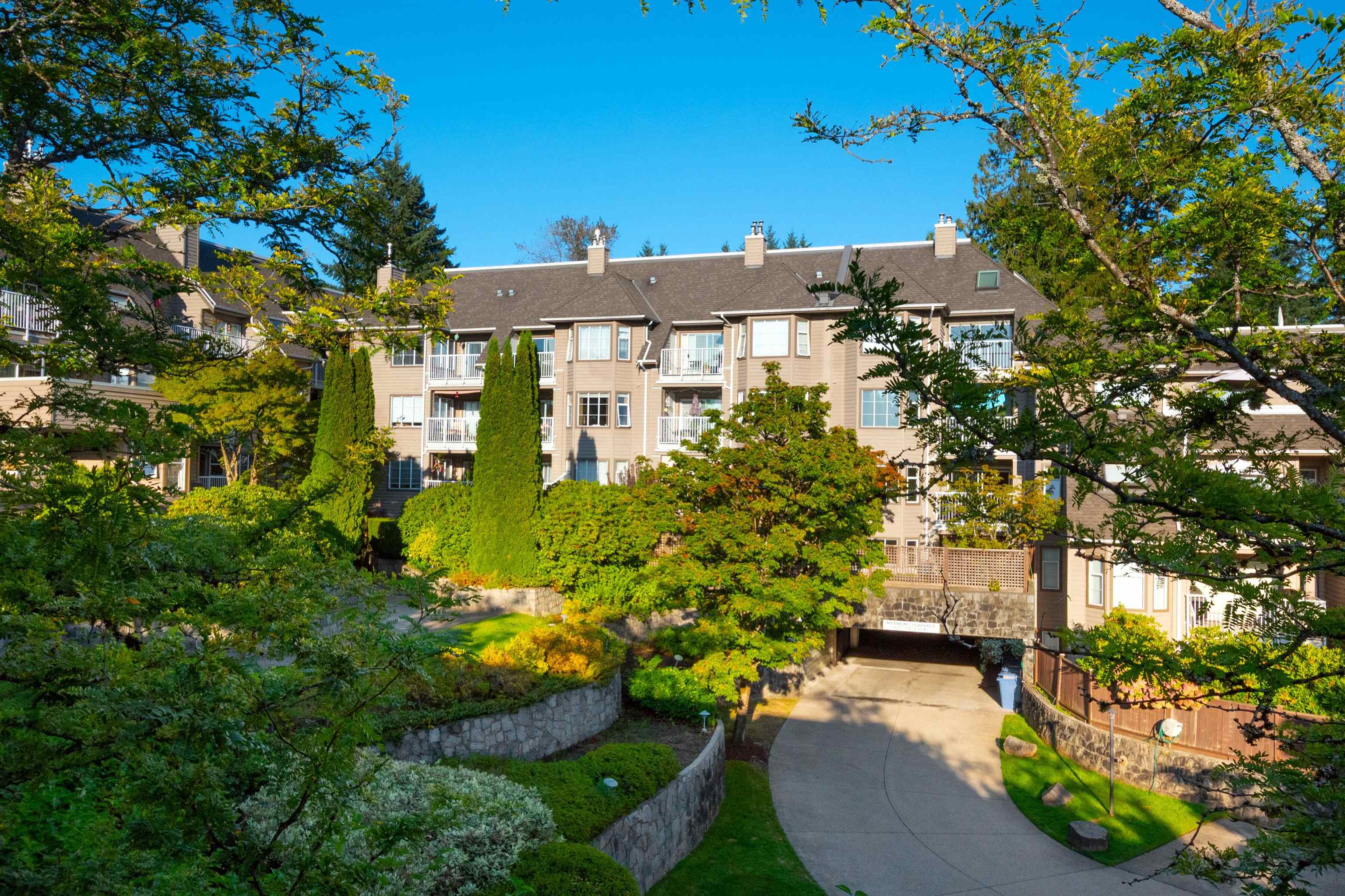 403 1050 BOWRON COURT, R3076688, BC,